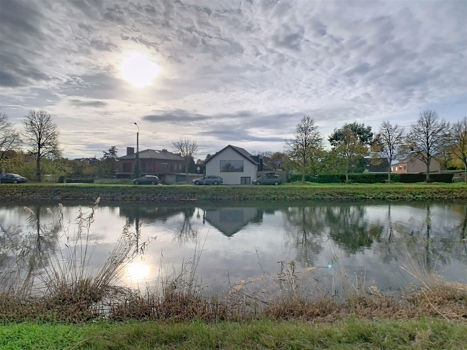 GERENOVEERDE WONING MET ZICHT OP DE VAART!  foto 21