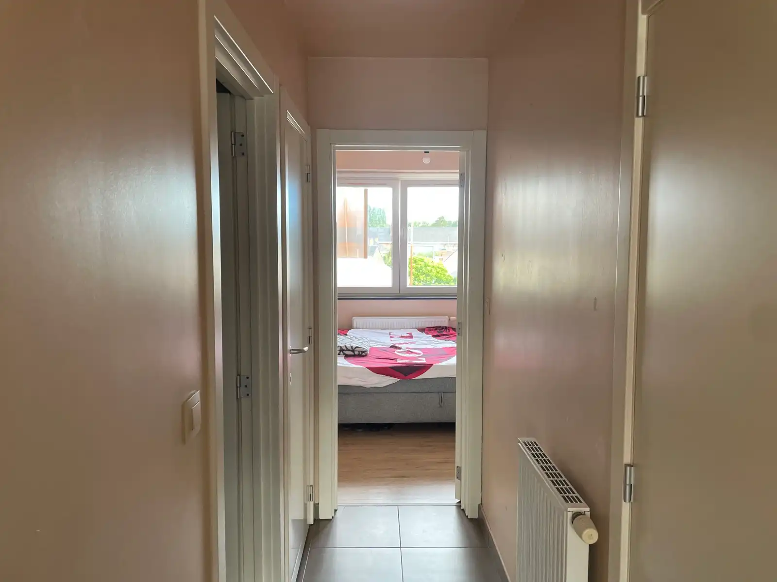 Charmant duplexappartement te huur op toplocatie in Wetteren. foto 9