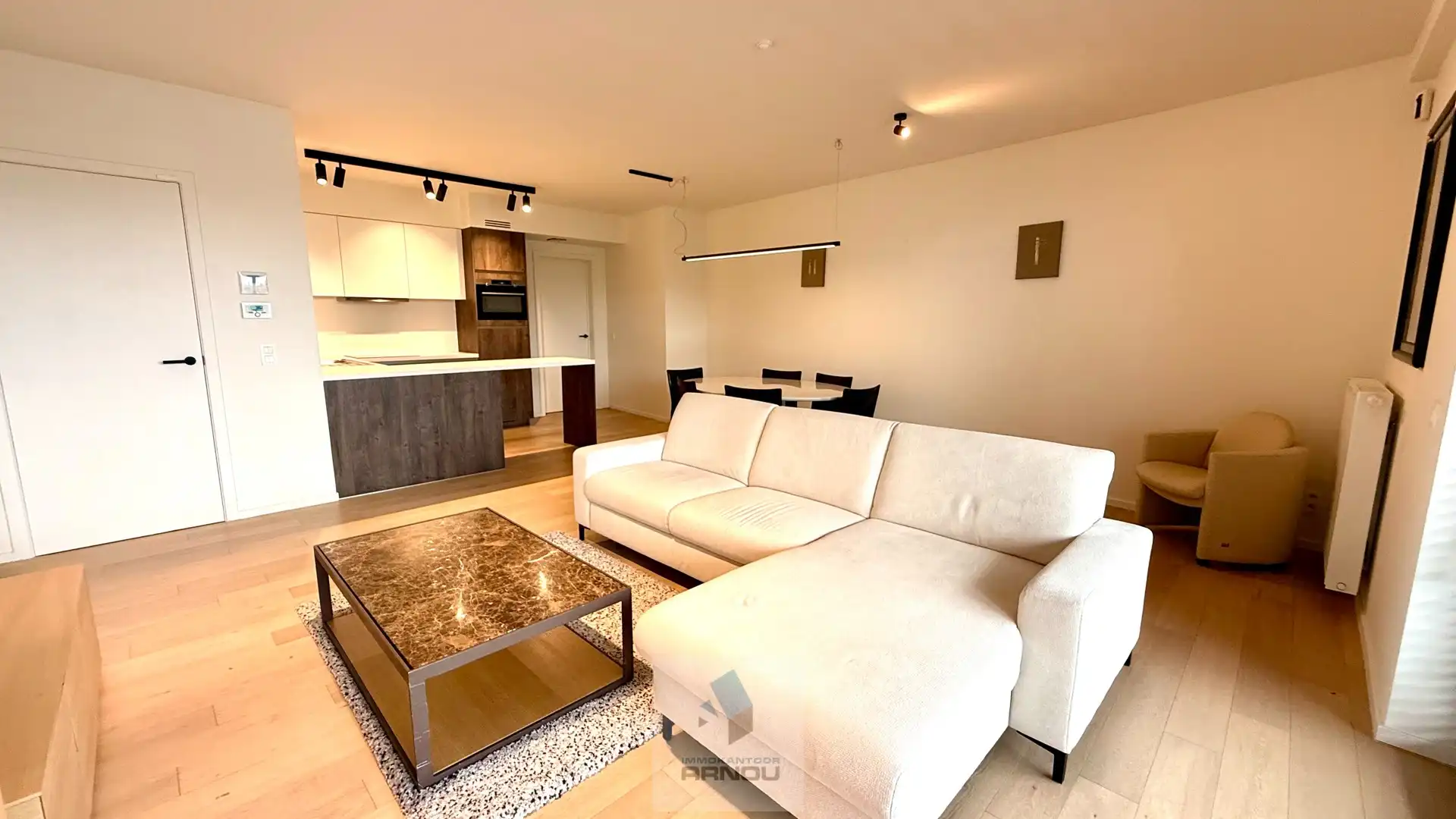 Twee slaapkamer appartement in het hartje van Deinze foto 3
