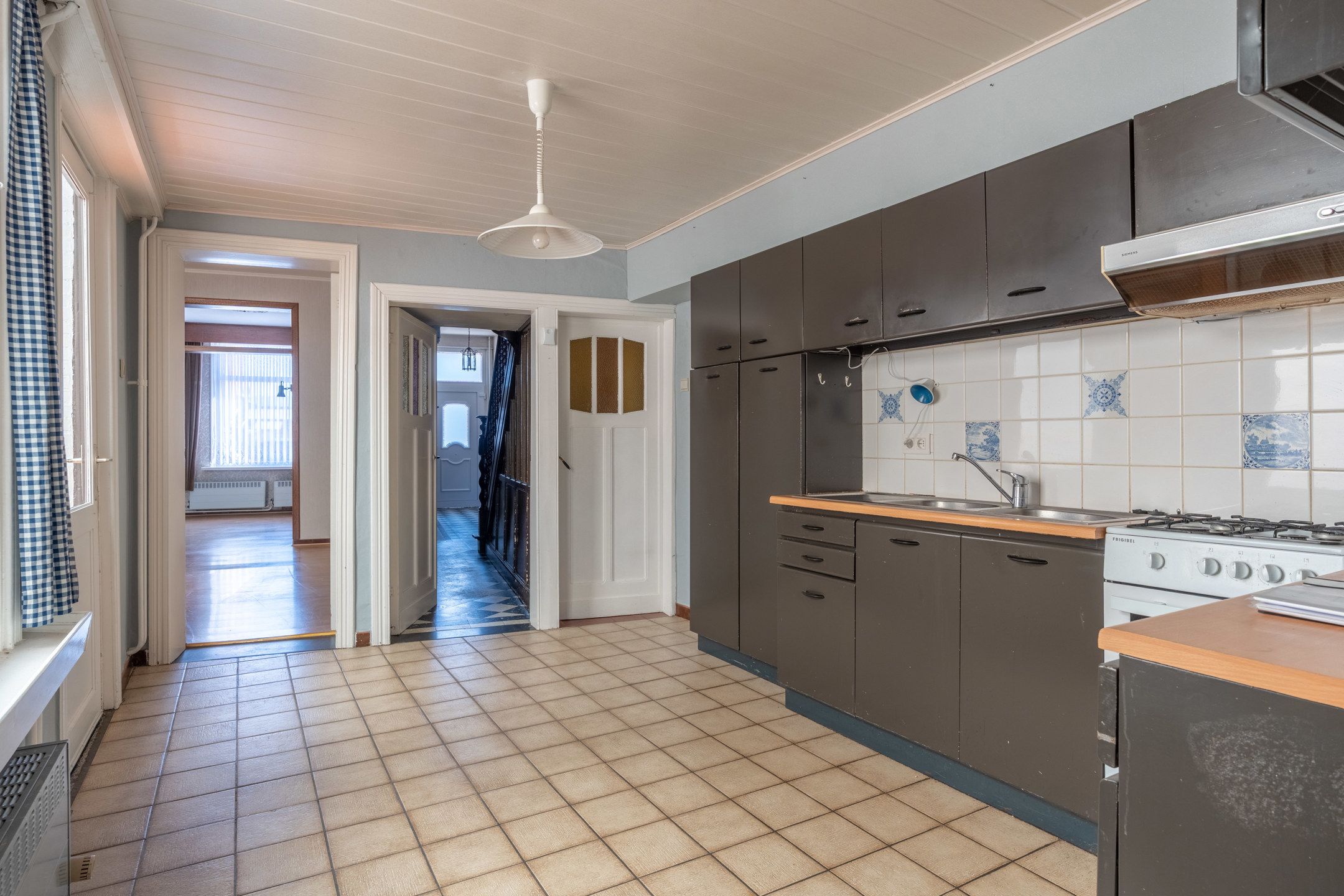 Te renoveren woning met 4 slpks en tuin te Gierle foto 8