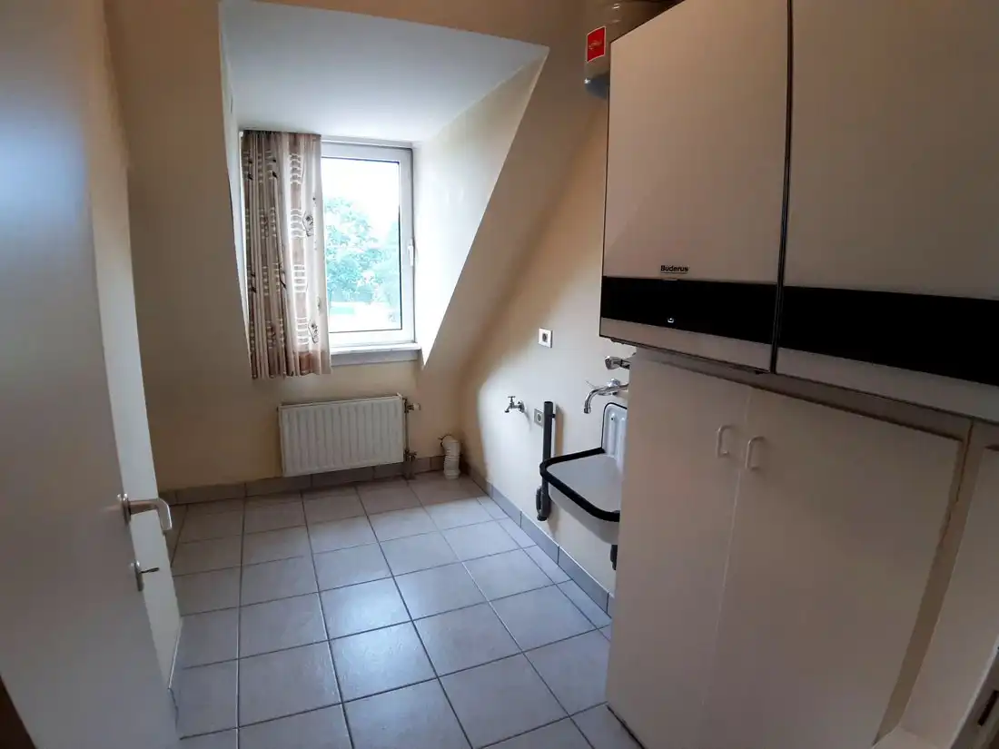 Ruim appartement op de 2de verdieping te Achel foto 17
