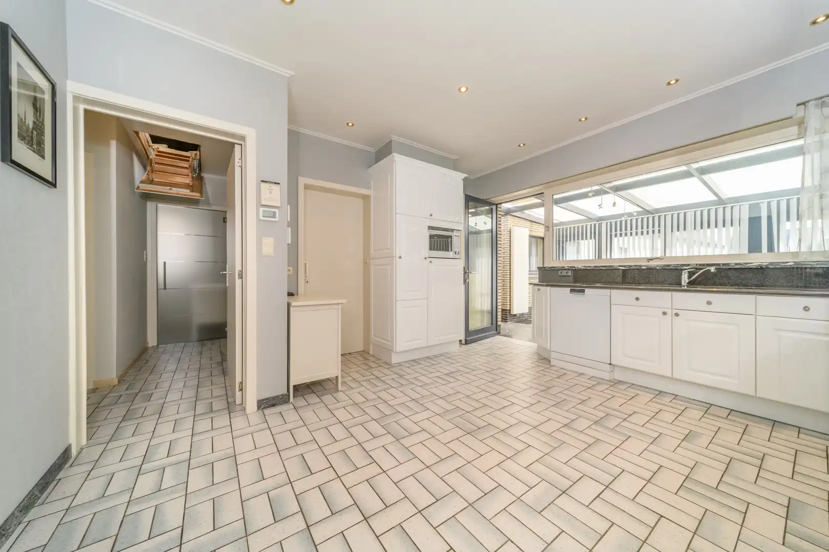 Zeer ruime gezinswoning met extra stockageruimte foto 10