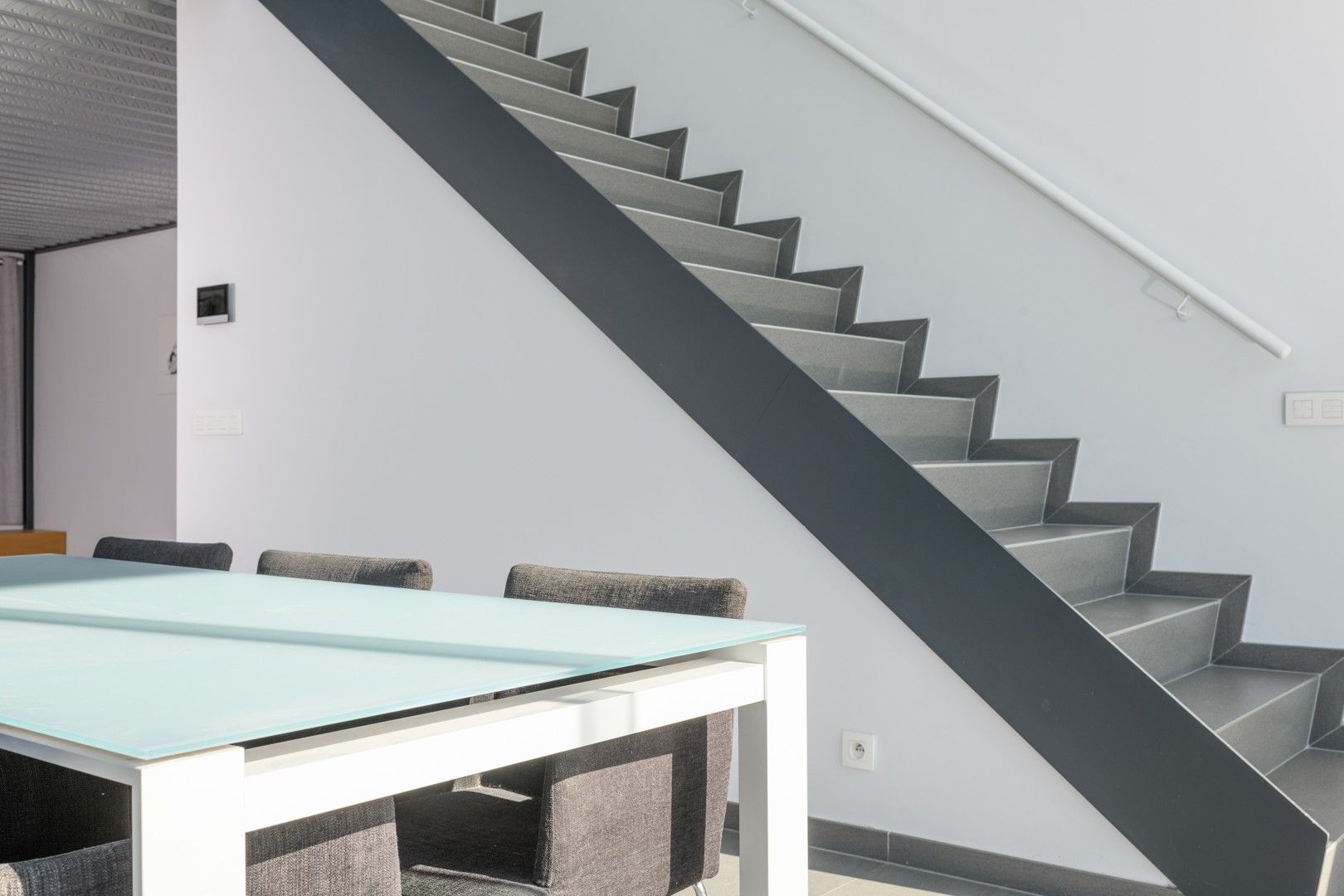 Zeer ruime, moderne en luxueuze villa foto 17
