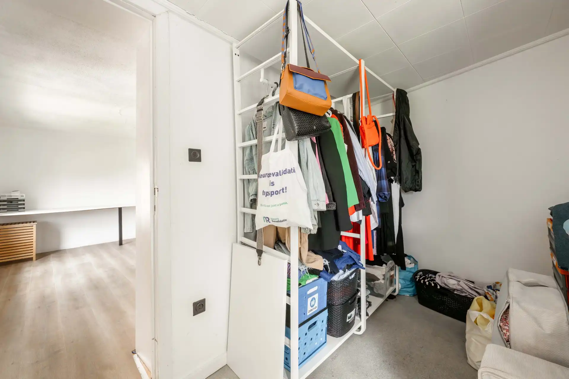 Karaktervolle herenwoning met tuin, garage en tal van mogelijkheden in hartje Vichte ✨ foto 13