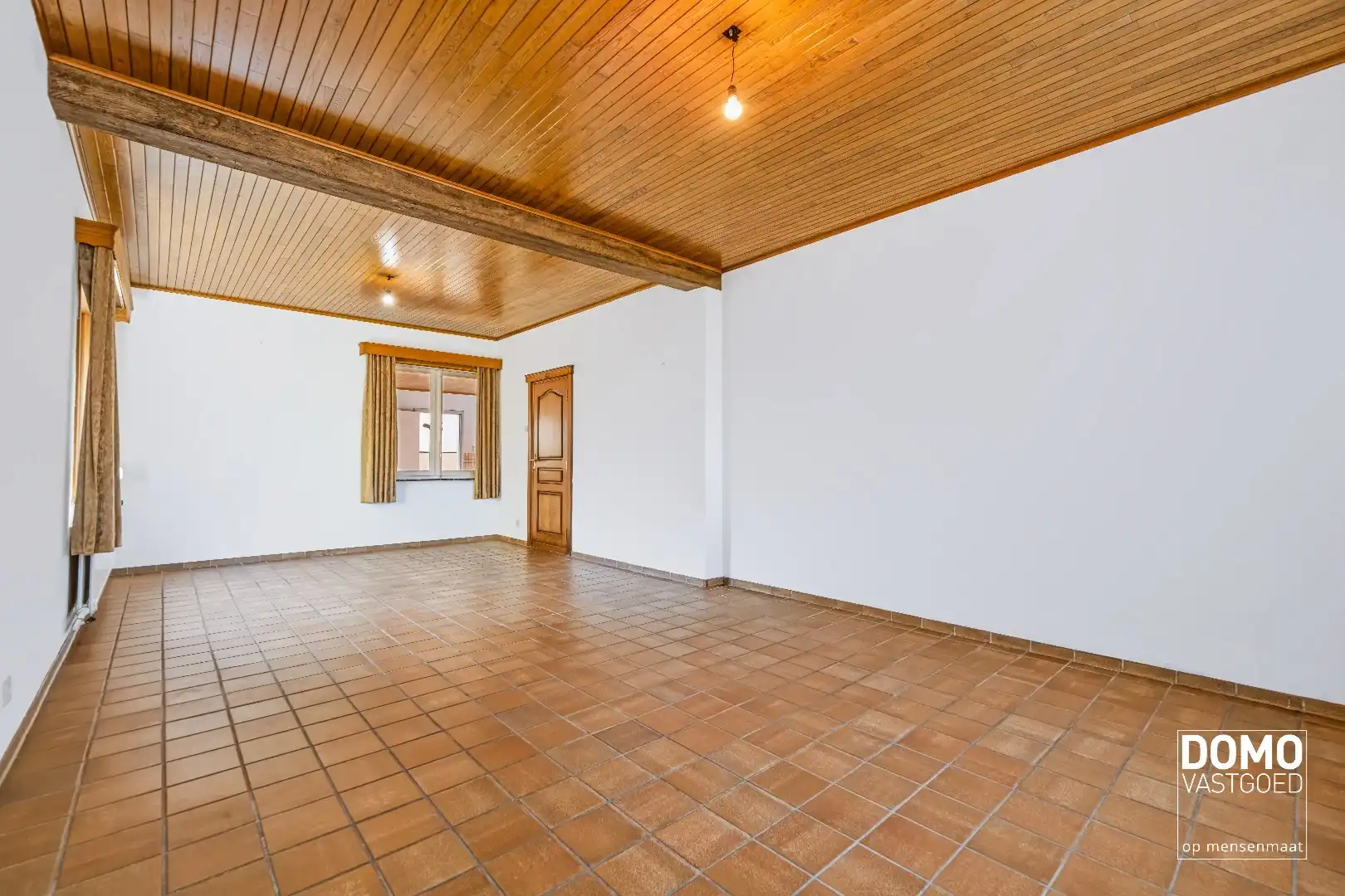 Zeer goed onderhouden woning op 9 are met potentieel foto 4