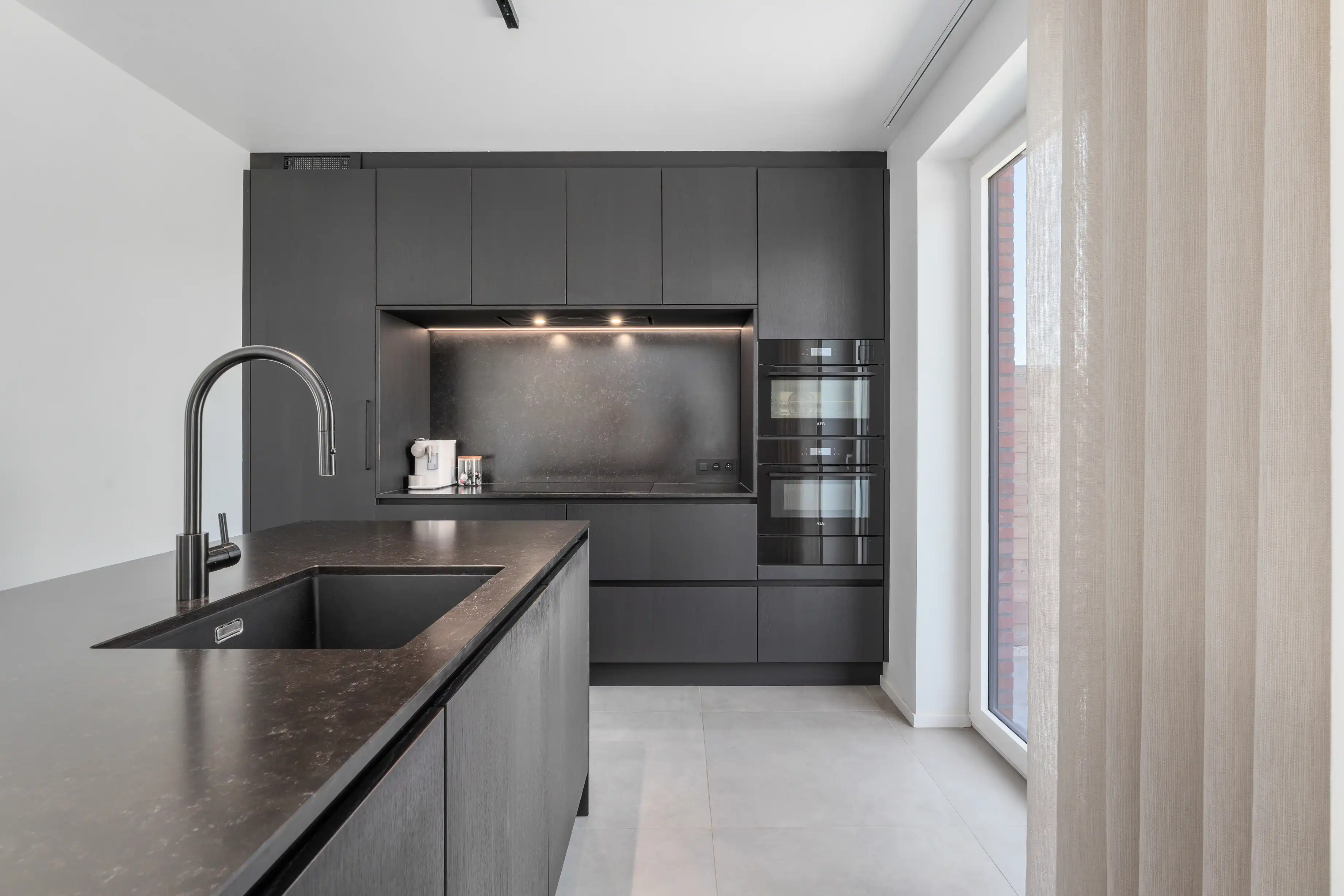 Instapklare 3-gevelwoning met luxe afwerking foto 6