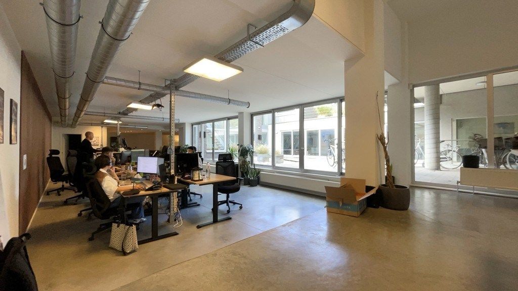 Gelijkvloers kantoor te huur aan het Zuid in Antwerpen foto 13