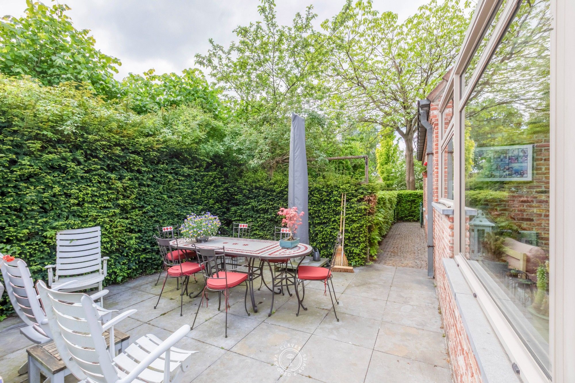 Charmante woning op een welgelegen locatie in Sinaai-Waas foto 36