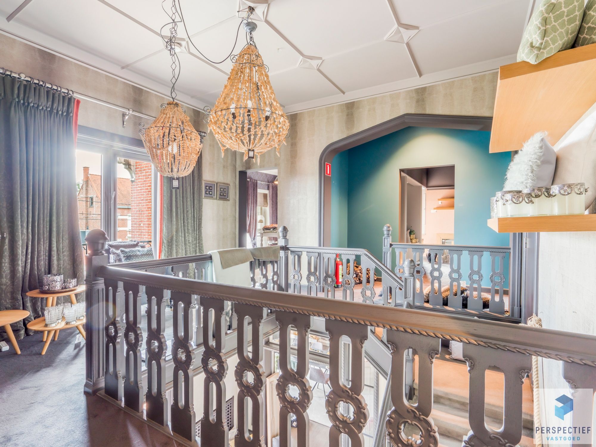 2 handelsruimtes + appartement met mogelijkheden op een strategische ligging te Roeselare foto 26