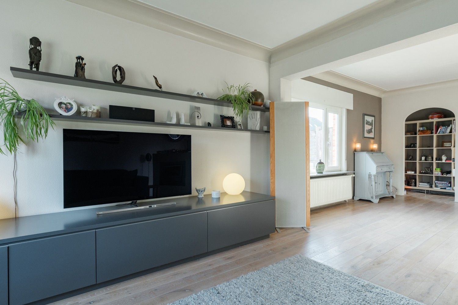 Karaktervolle vrijstaande woning nabij de Nederlandse grens foto 10