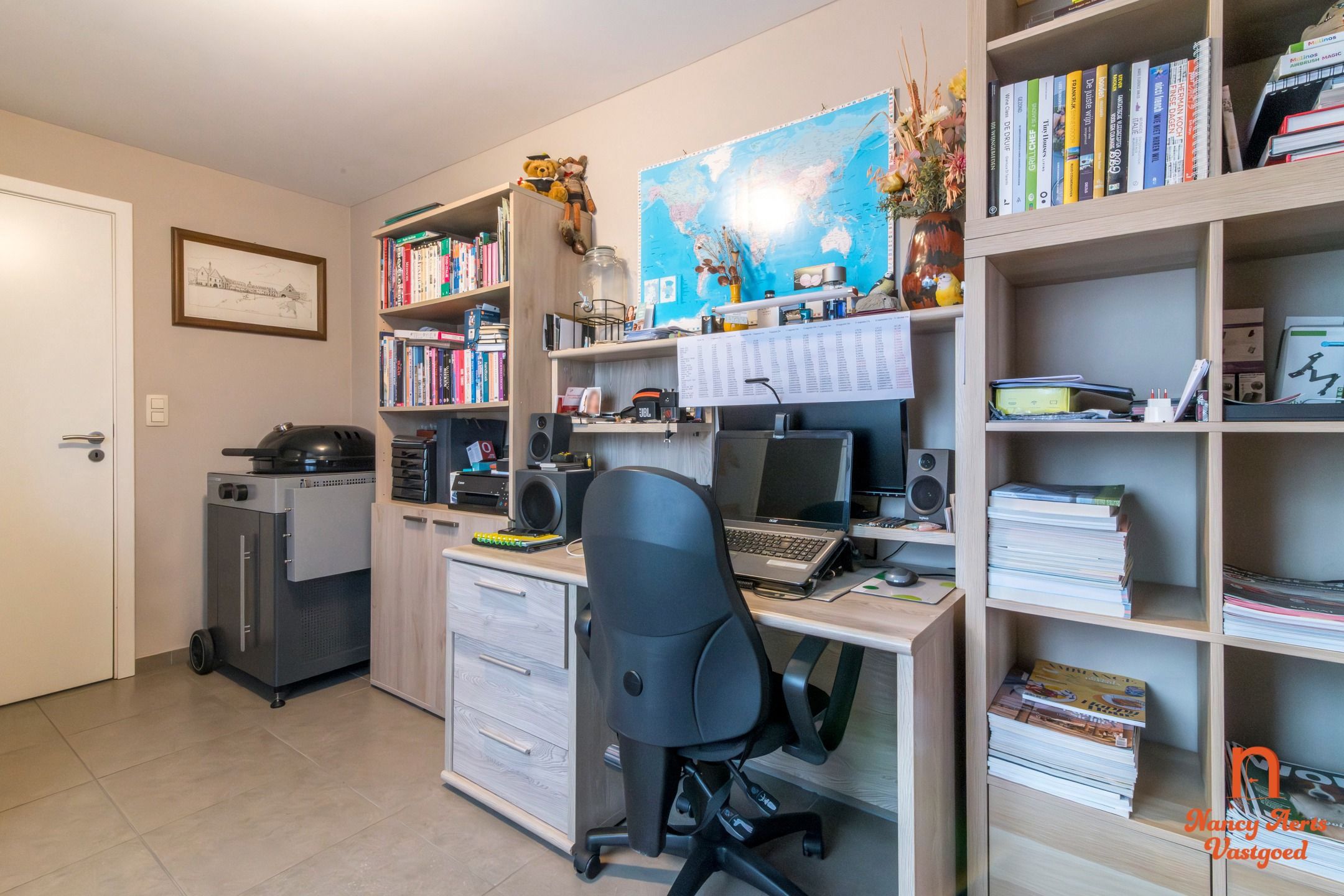 Lichtrijk duplexappartement met ruim terras en eigen ingang foto 32