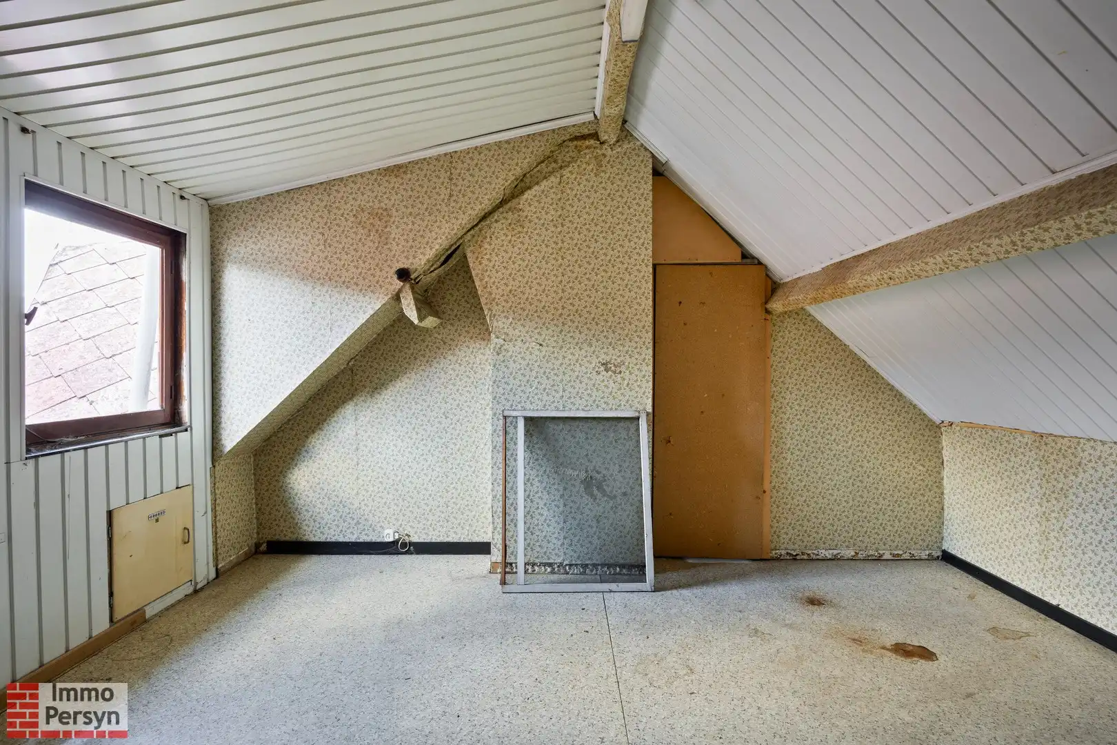 Te renoveren hoekwoning in het centrum van Scherpenheuvel foto 8