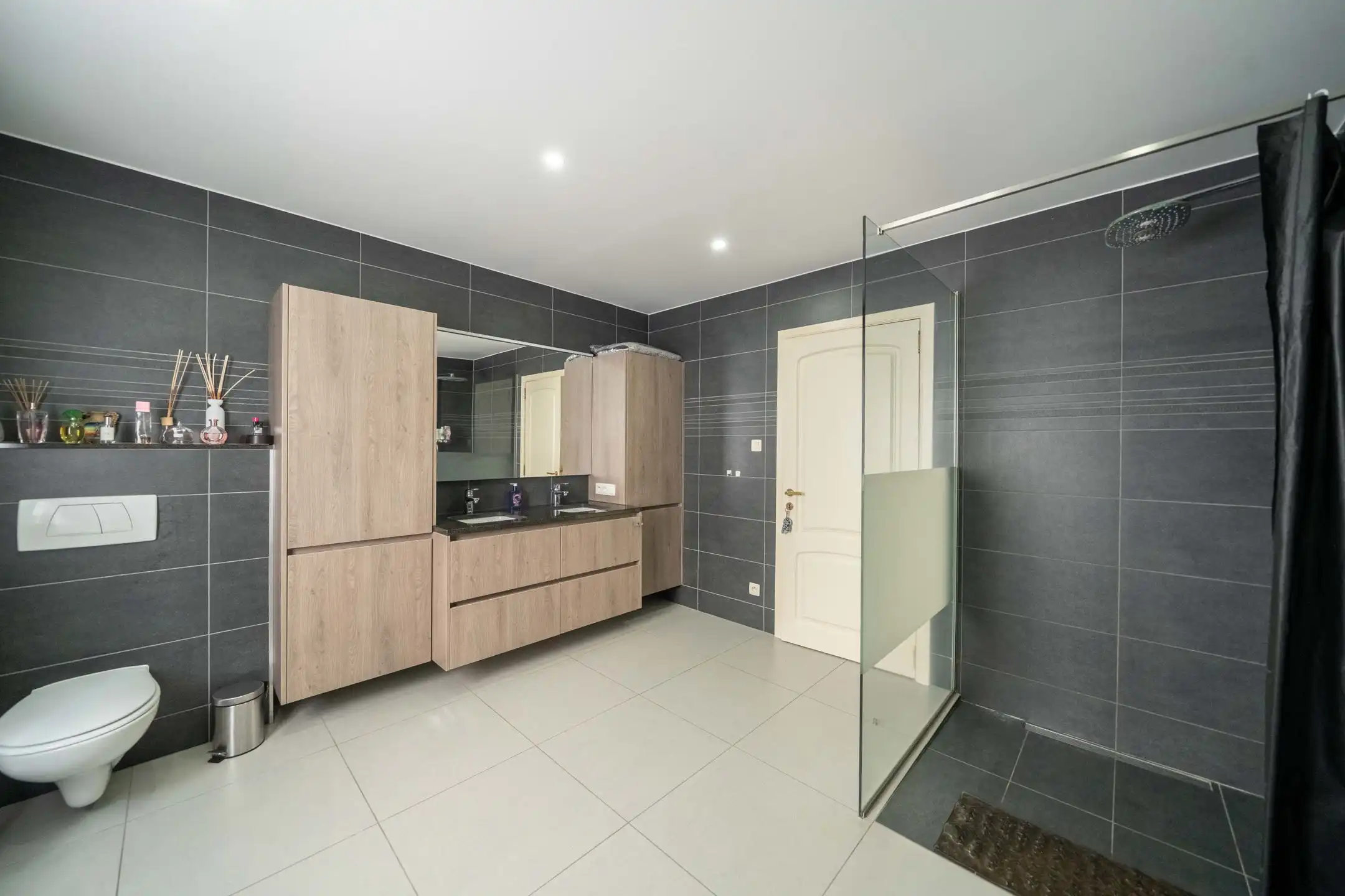 Villa met 5 slpk op 32 are 67 ca foto 13