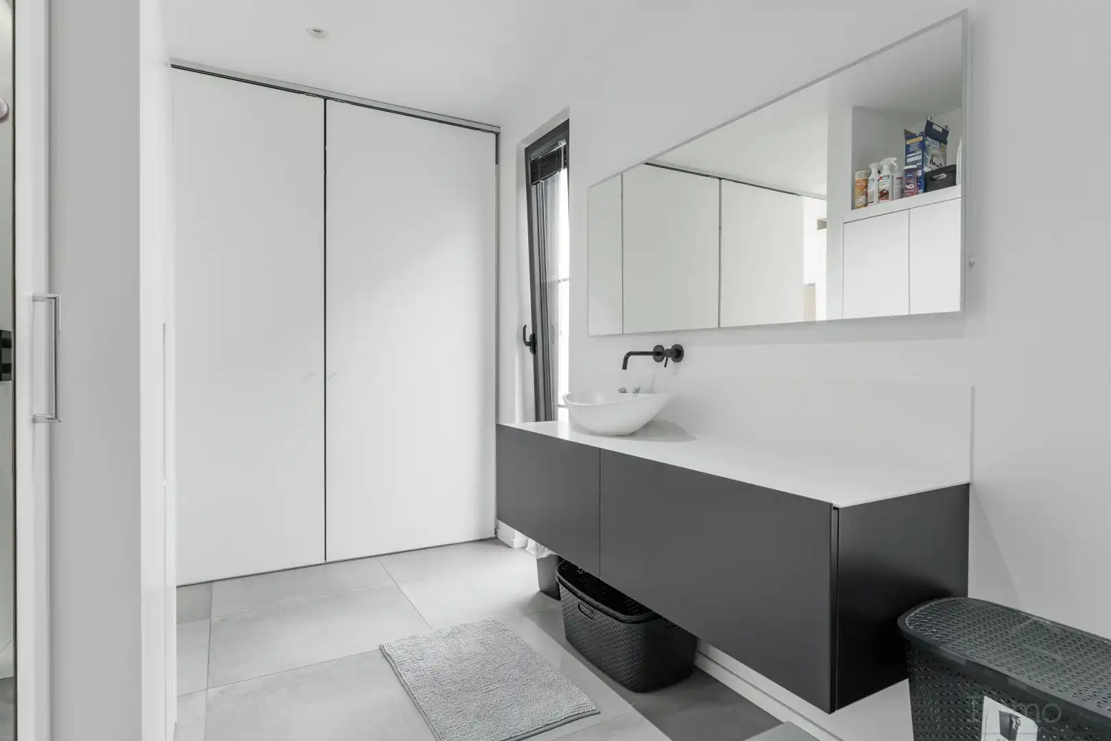 Recente, luxueus afgewerkte energiezuinige woning in Kuringen foto 19