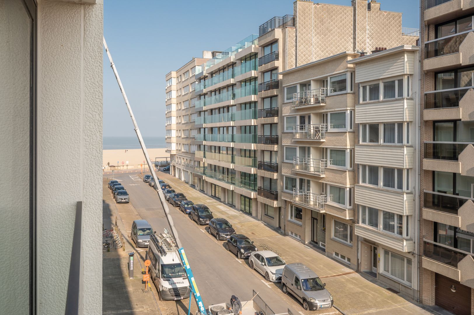 Vernieuwd  appartement vlakbij het Albertstrand foto 11