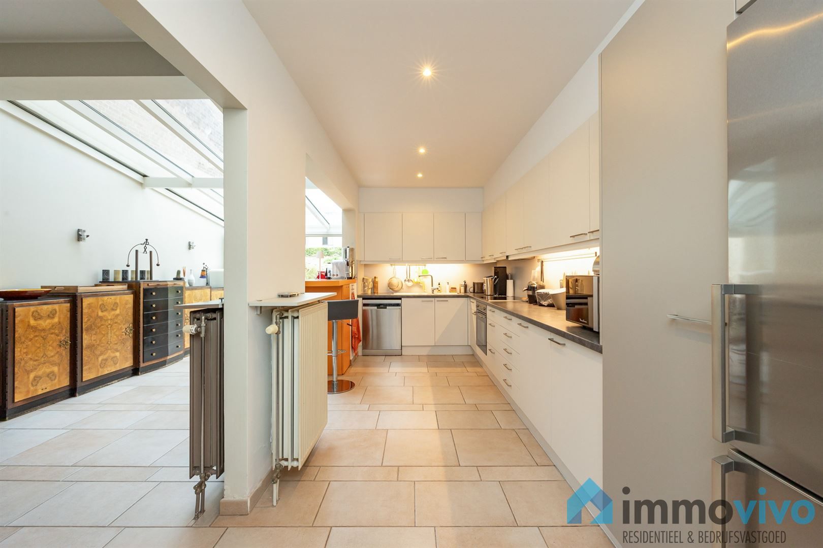 Woning met vier slaapkamers, privé oprit en leuke tuin foto 15
