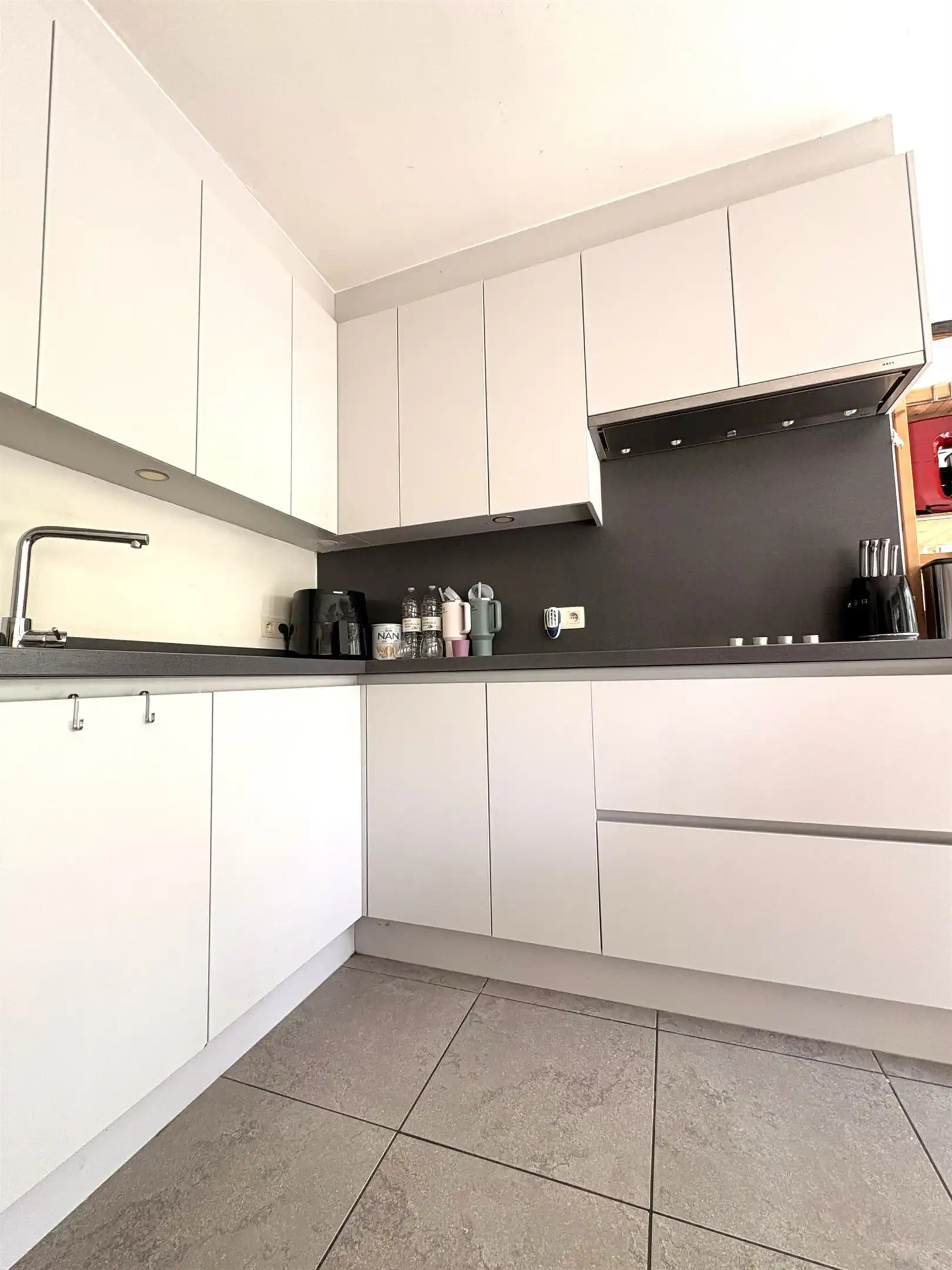 Gezellig en ruim gerenoveerd appartement op wandelafstand van station en centrum foto 4