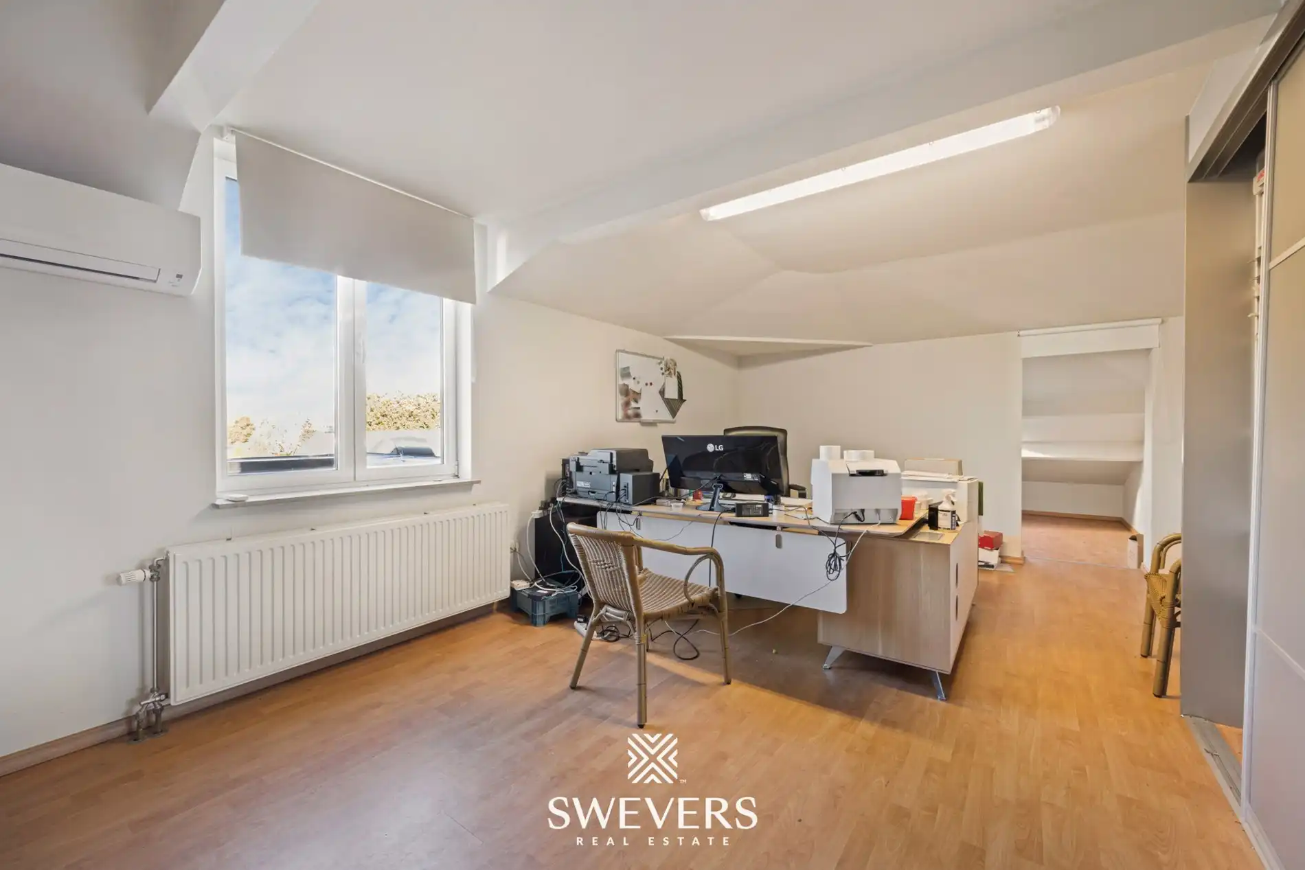 Gekende horecazaak (Het Landerhuys) te Koersel met appartement foto 39