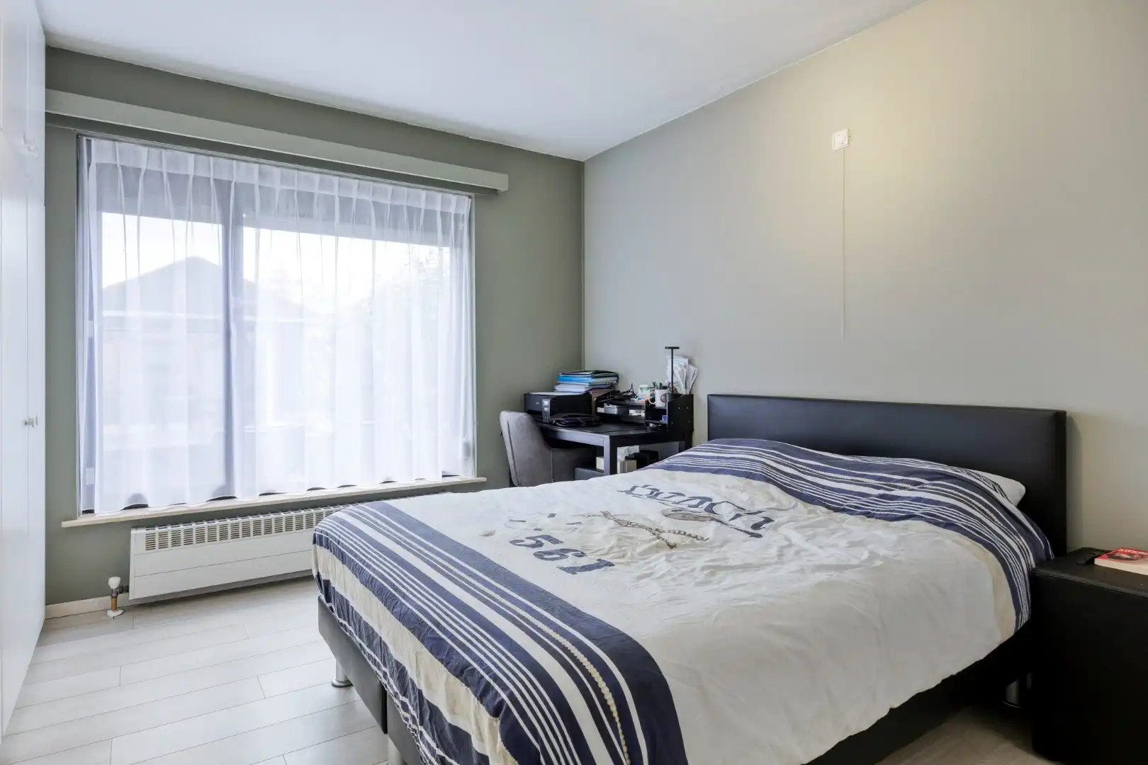 Instapklaar gelijkvloers appartement met 2 slpks en garage, rustig gelegen te OLV Olen ! foto 9
