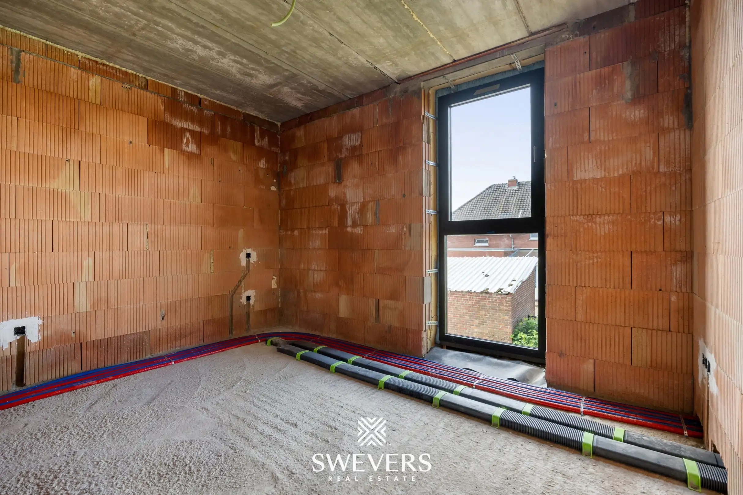 Moderne nieuwbouwwoning met 3 slaapkamers op een perceel van 6a 02ca foto 18