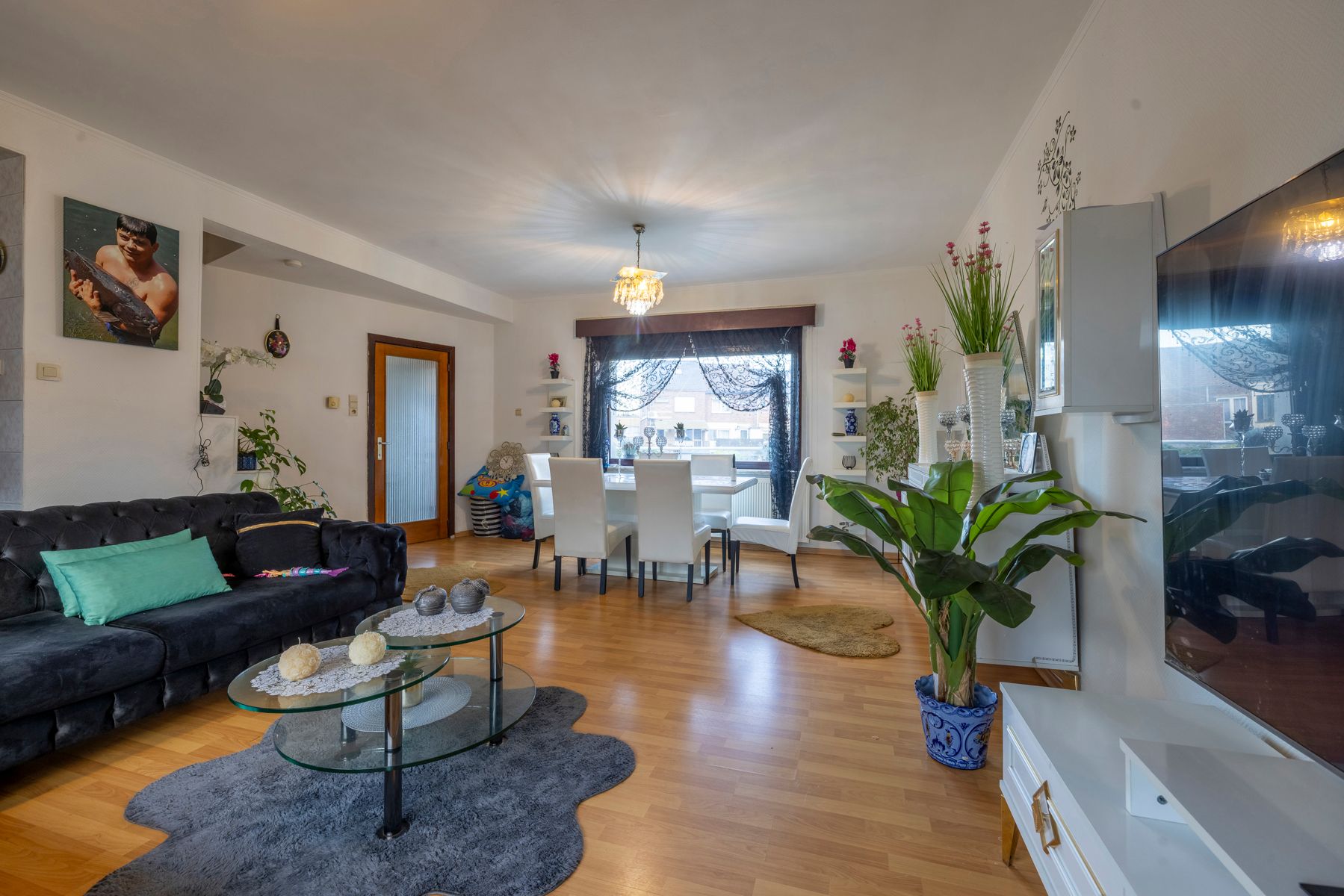 WONING MET TUIN EN GARAGE TE KOOP IN RUSTIGE STRAAT!! foto 7