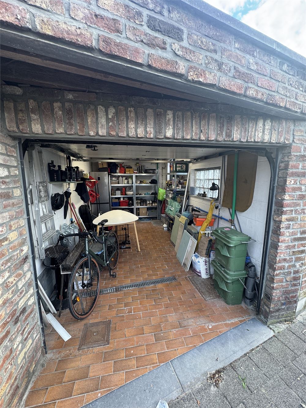 Recent volledig gerenoveerde rijwoning foto 24