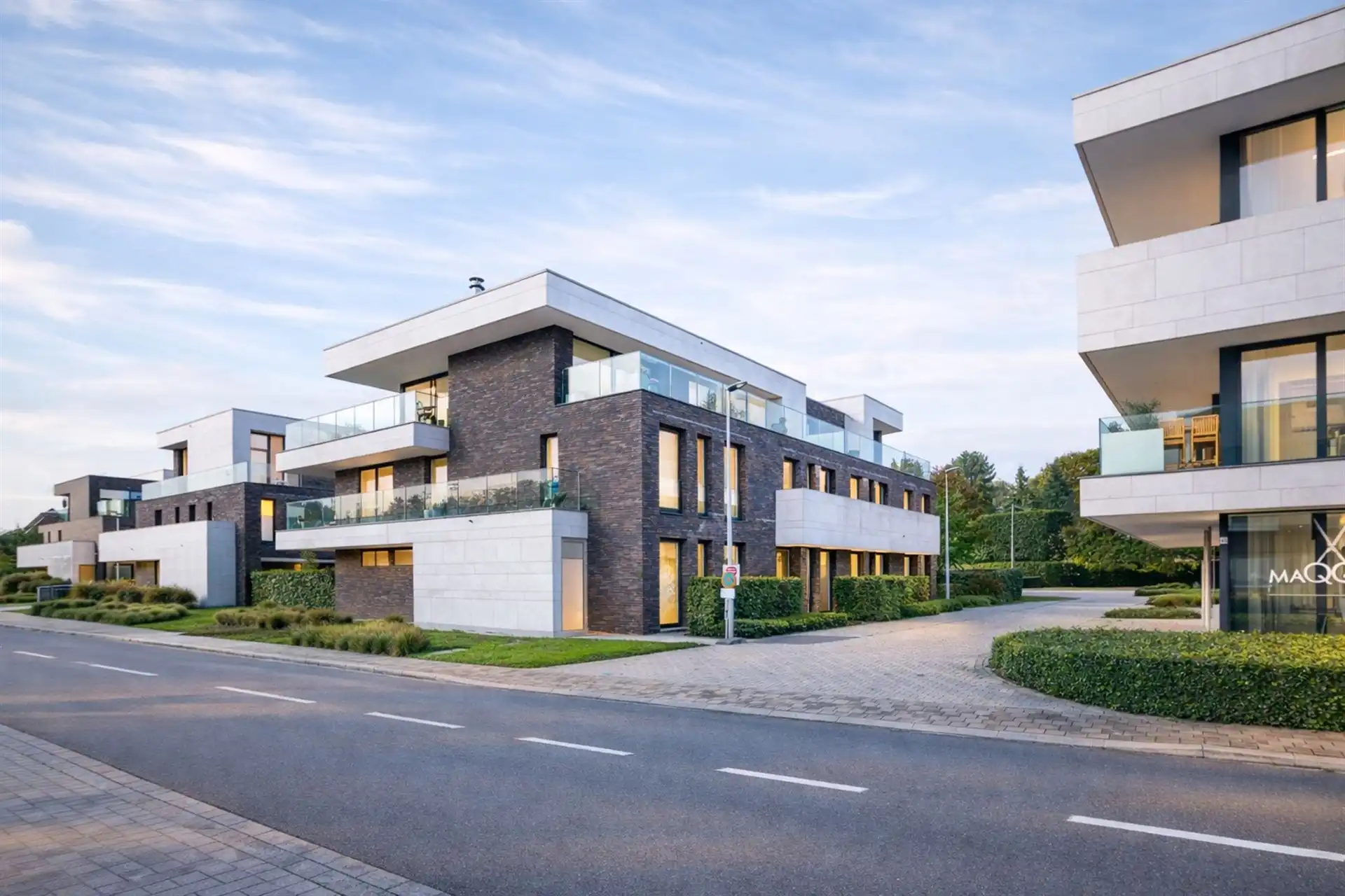 Lichtrijk gelijkvloers appartement met terras en tuinzicht foto 23