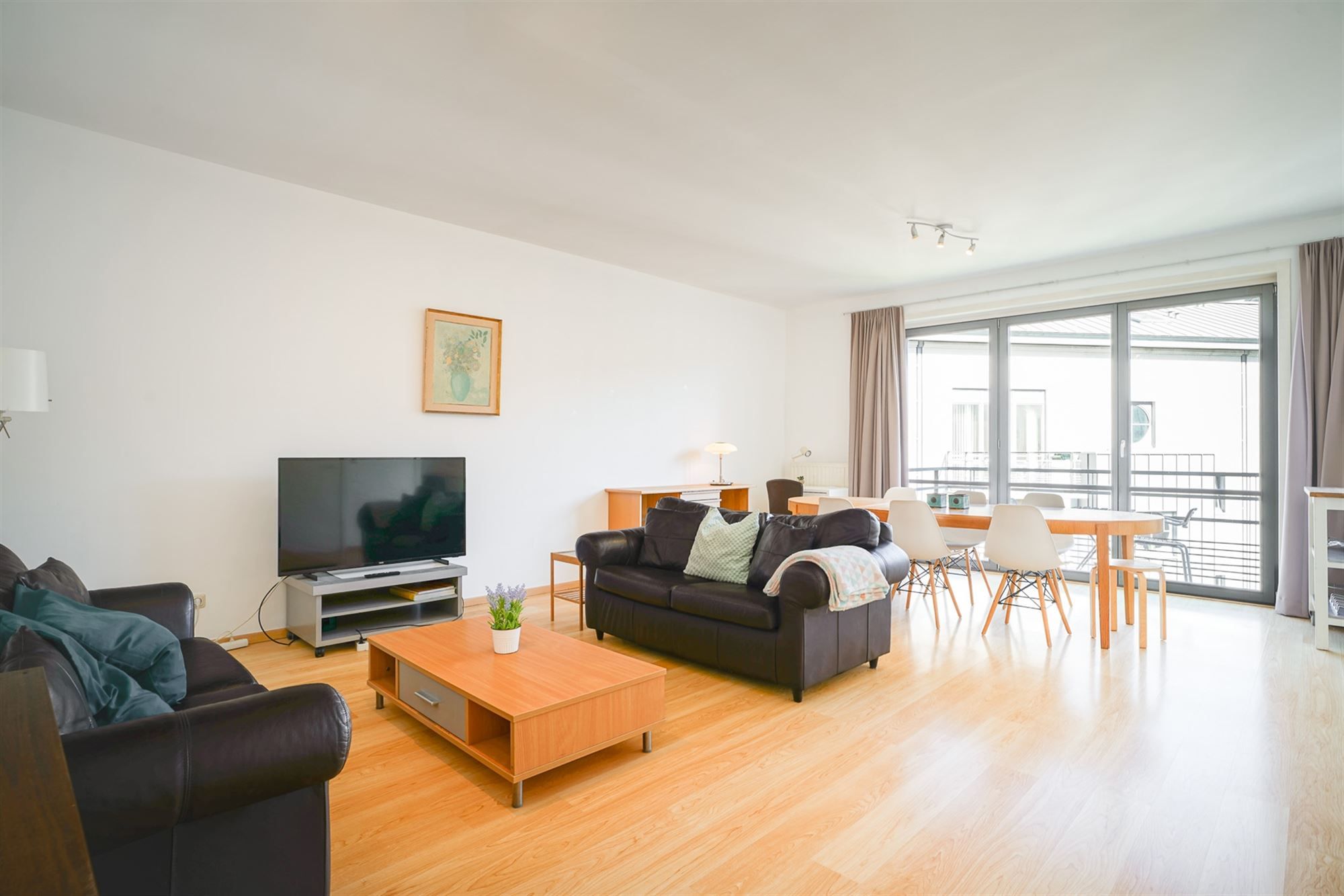 Uitzonderlijk appartement te koop nabij Kruidtuin foto 2