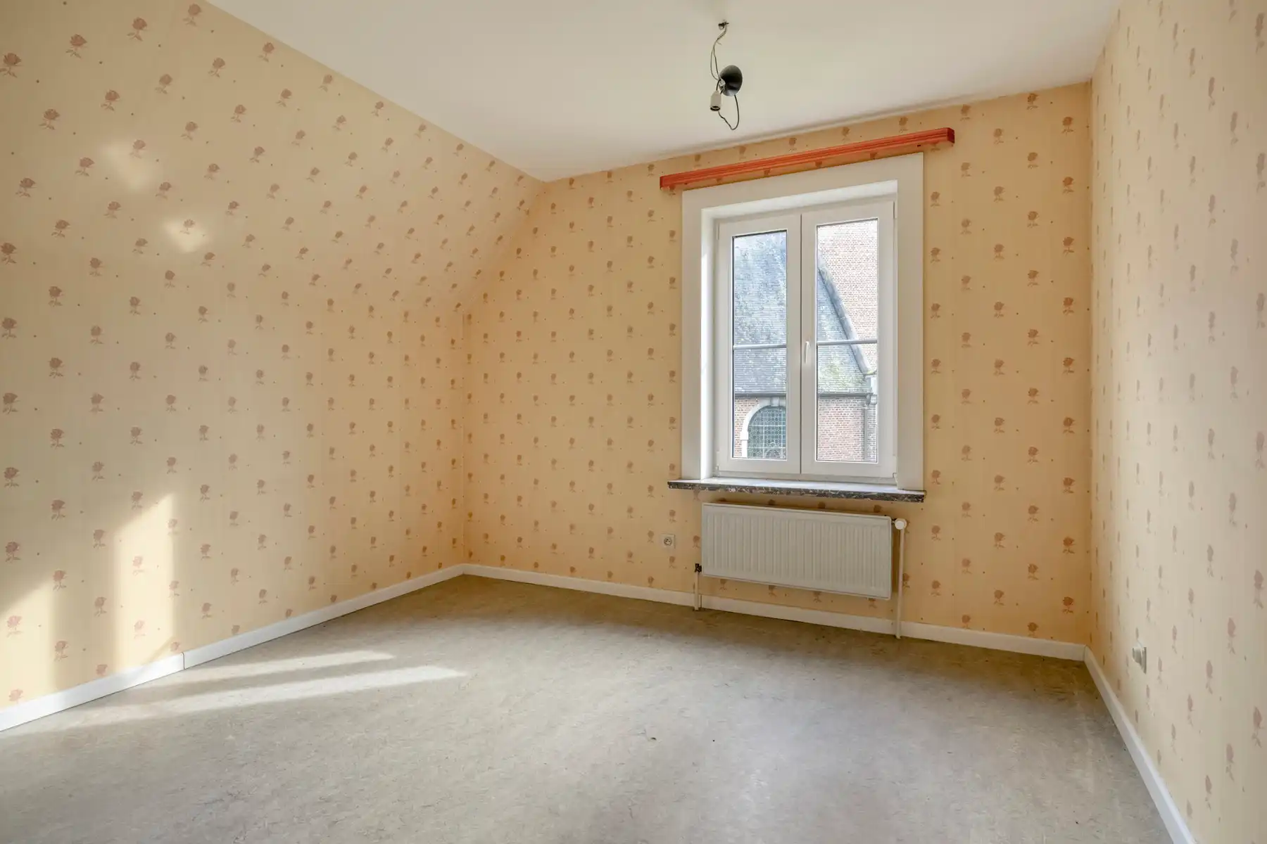 Charmante Villa op ruim perceel foto 17