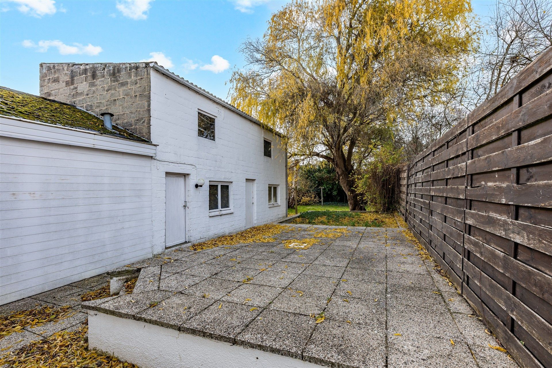 Goed gelegen, deels, te renoveren woning, centrum Asper(Gavere) foto 5