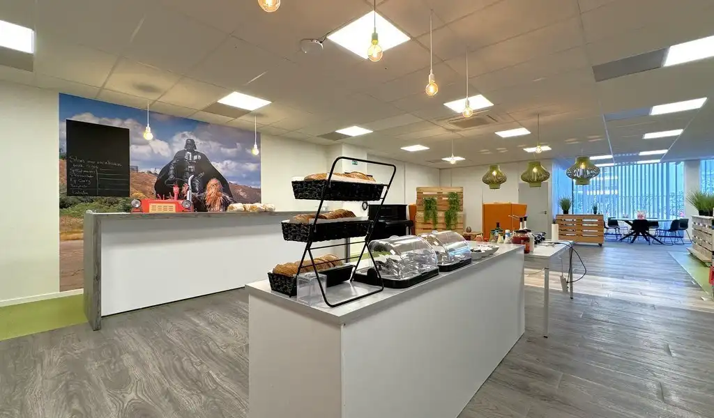 Gelijkvloers kantoor te huur North Trade Building Antwerpen foto 9