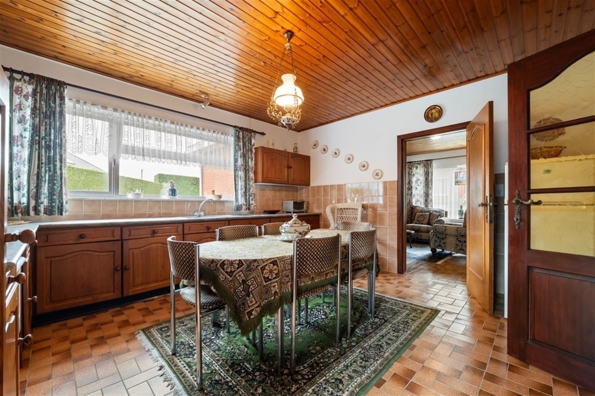 OP TE FRISSEN GELIJKVLOERSE WONING IN SINT-TRUIDEN  foto 11