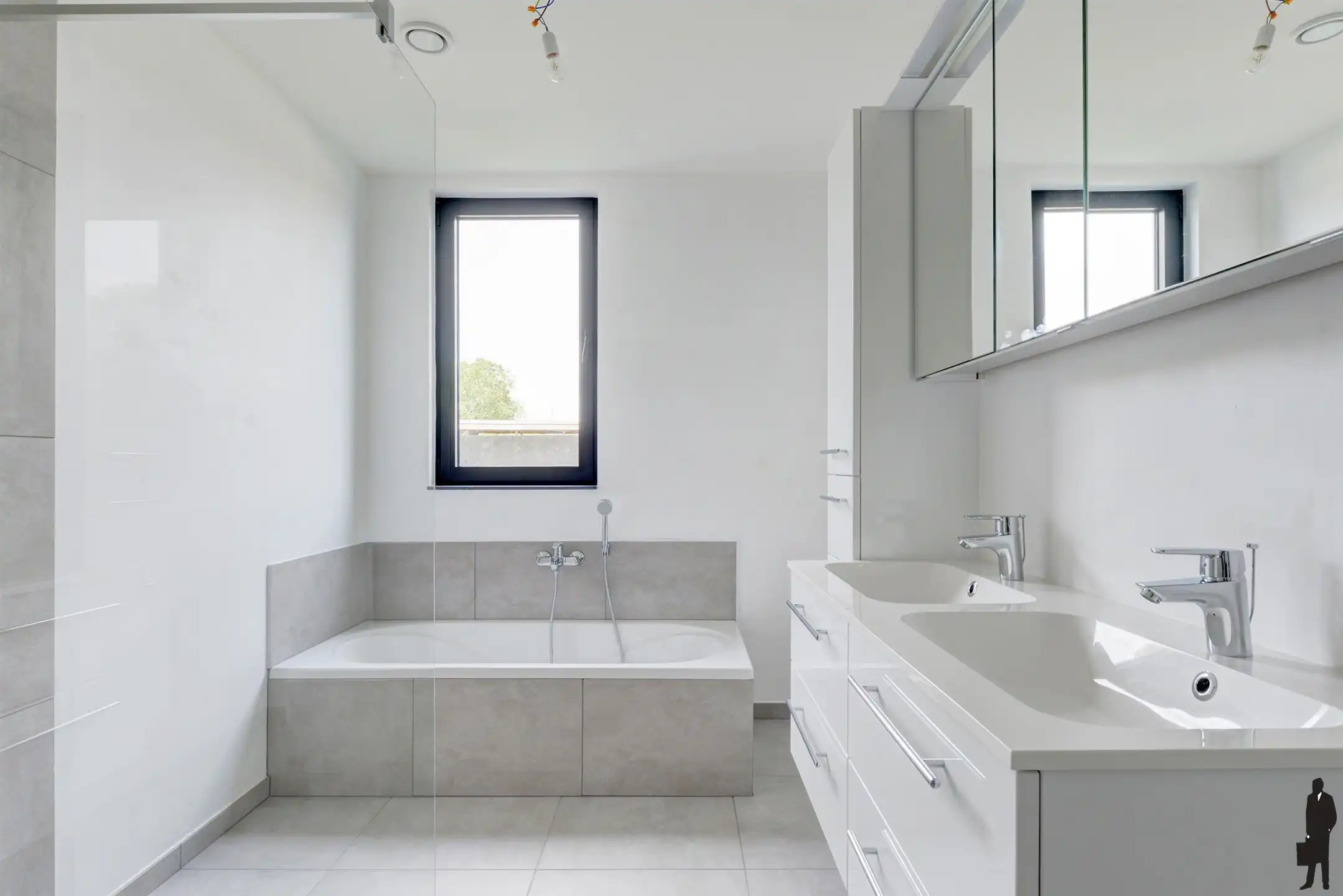 Modern appartement met 3 slaapkamers en terras foto 9