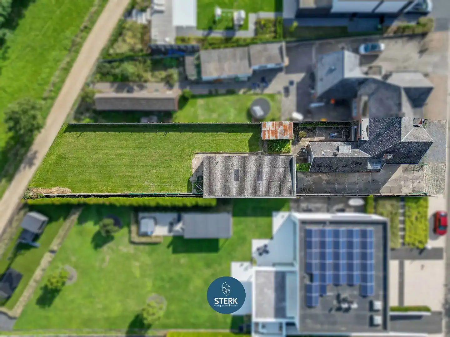 GEZINSWONING MET VEEL POTENTIEEL OP EEN GELIEFDE LOCATIE TE NEERHAREN !  foto 3
