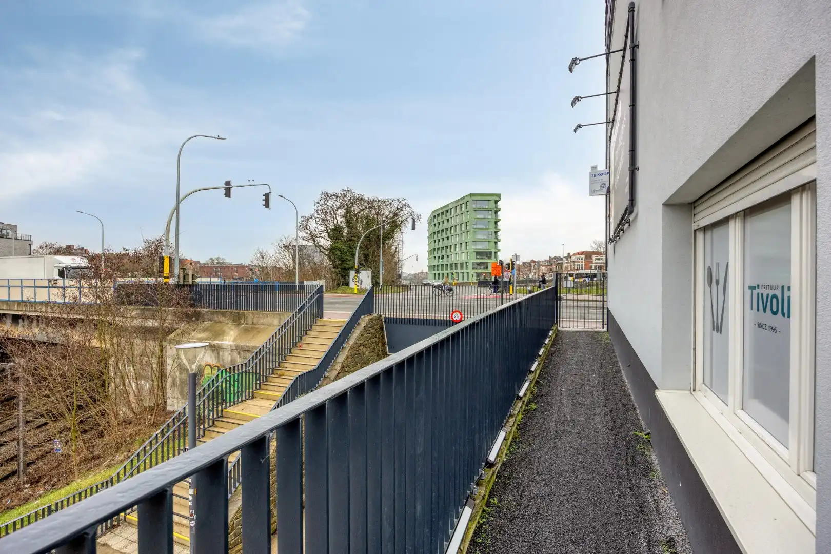 Opbrengsteigendom met handelspand en 3 appartementen te koop in Heverlee op een super ligging! foto 48