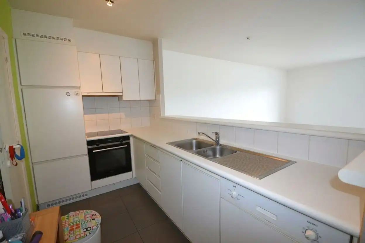 Ruim twee slaapkamer appartement te Oostduinkerke foto 4