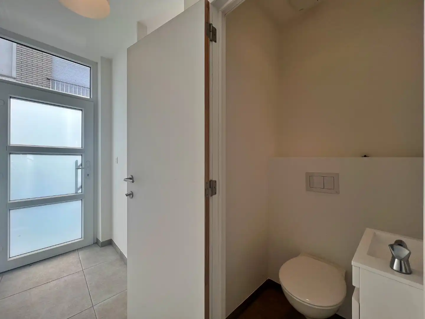 Gerenoveerde woning met 3 slaapkamers, tuin en garage foto 7
