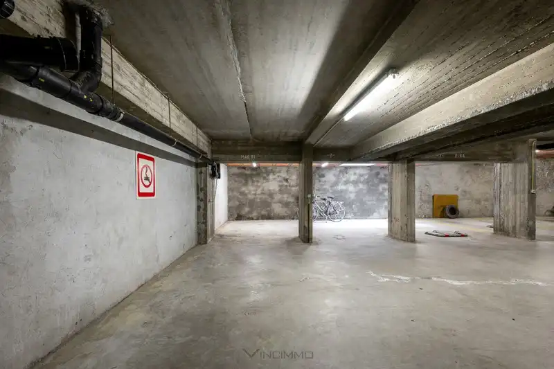 Te koop: Autostaanplaats in Residentie Madeleine – Duinbergen foto 2