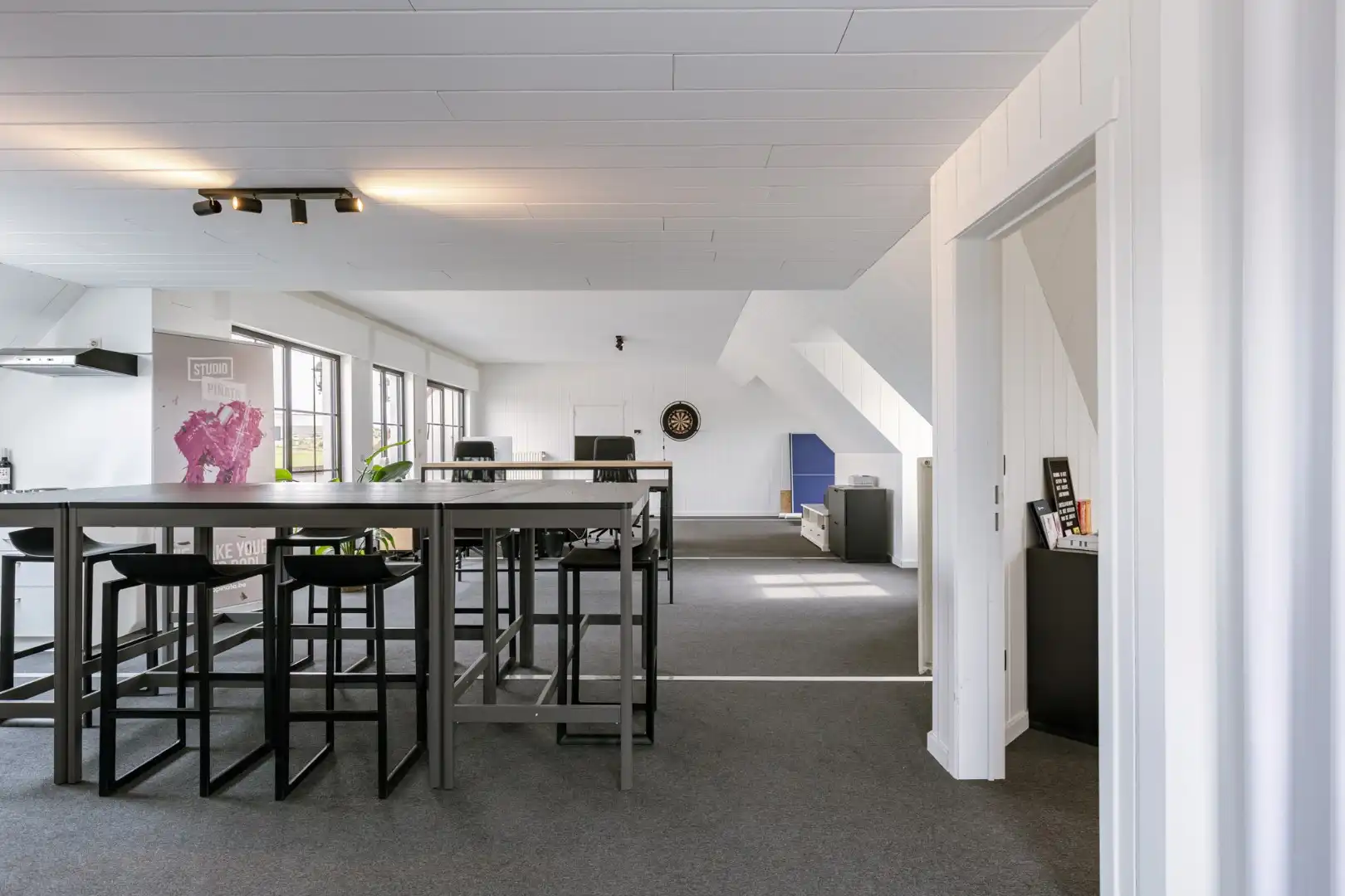 Commercieel gelegen kantoorgebouw  foto 18