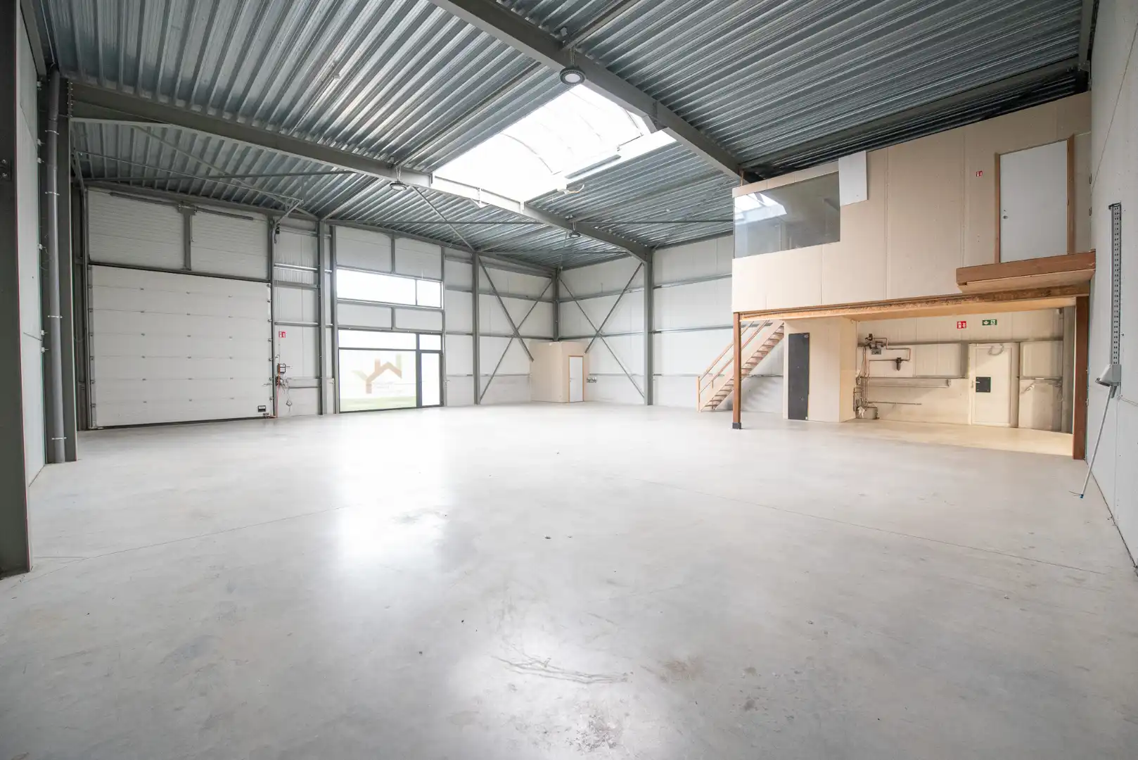 Industriële unit te huur in Wielsbeke foto 5