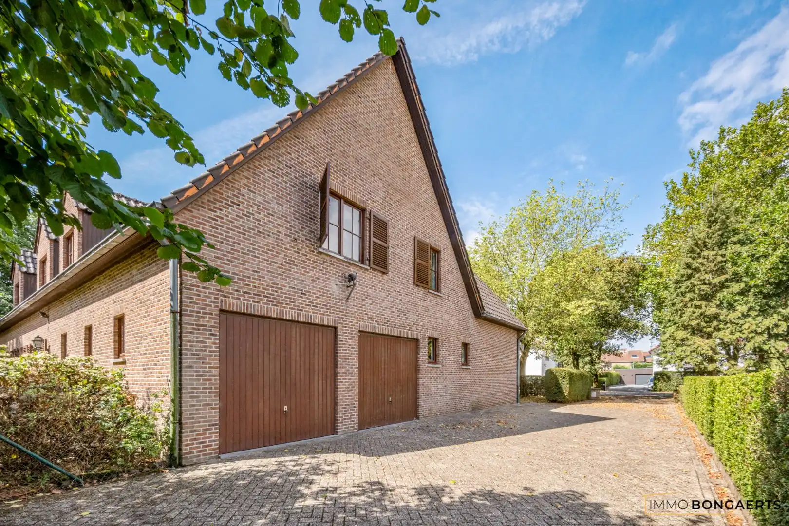 Prachtige villa met praktijkruimte en royale tuin in Houthalen-Oost foto 46
