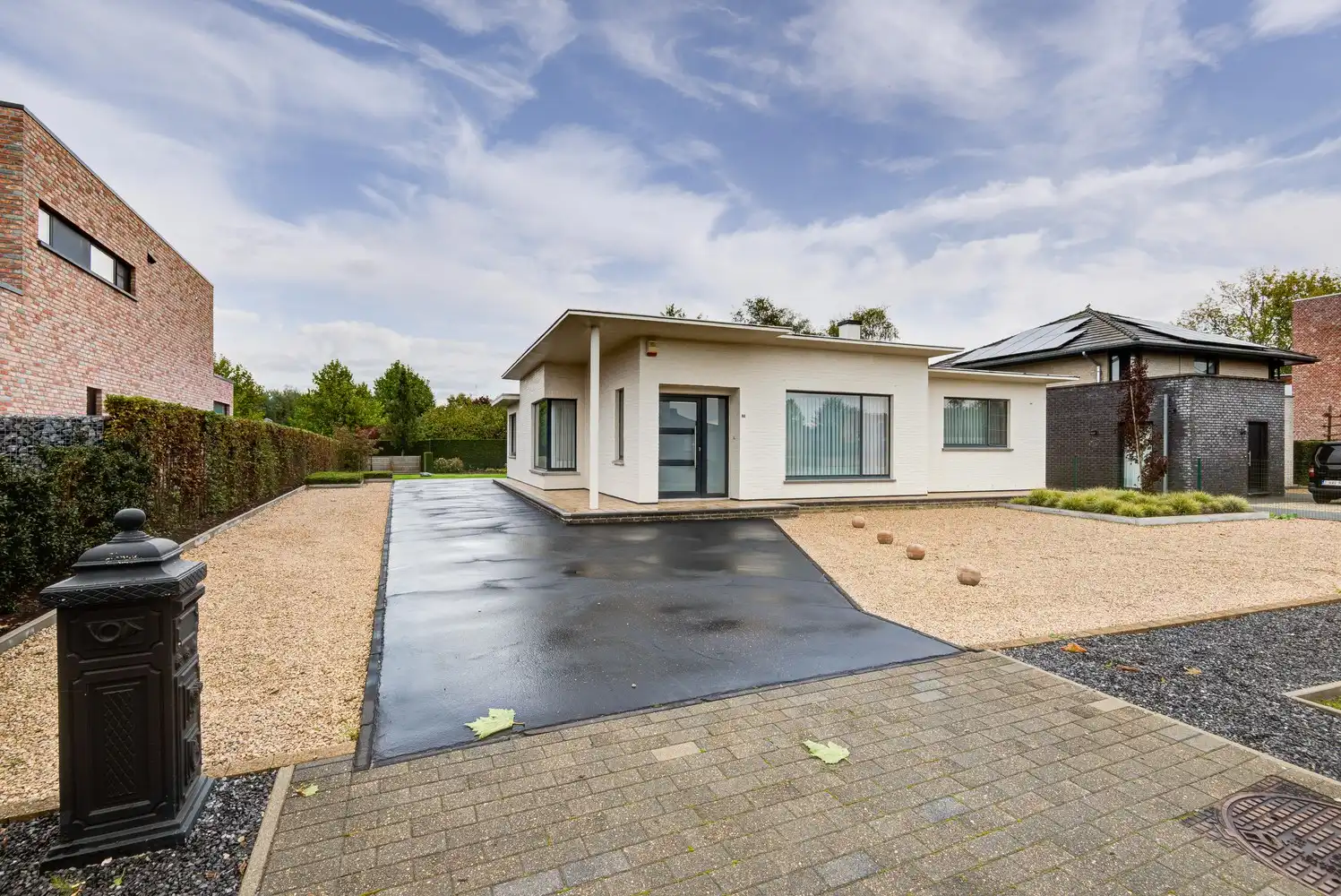 Hoofdfoto van de publicatie: VERZORGDE GEZINSWONING MET 3 SLAAPKAMERS EN EEN RUIME TUIN TE STOKROOIE (HASSELT)