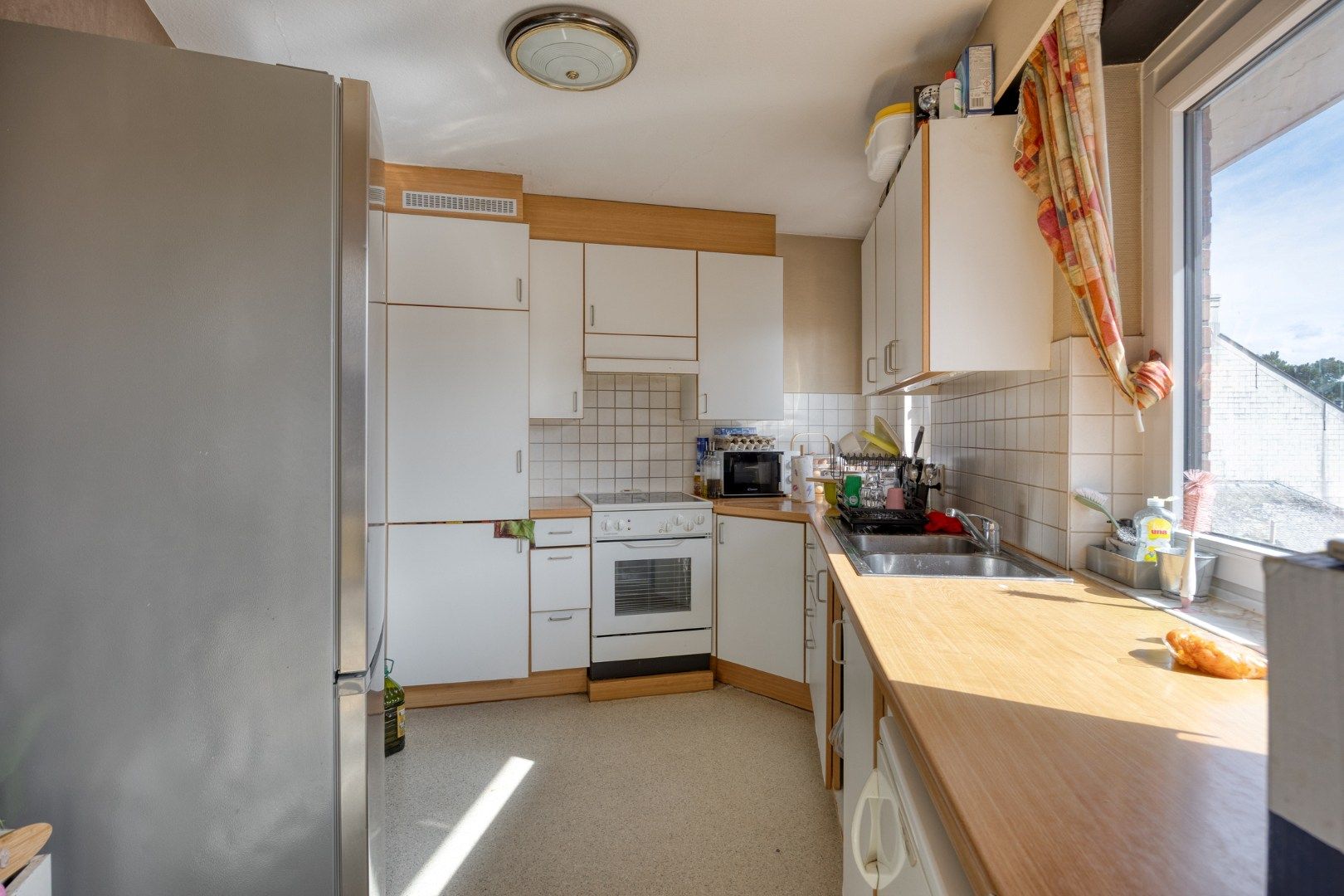 Verzorgd appartement met 2 slpks, gelegen in het centrum van Mol !  foto 4