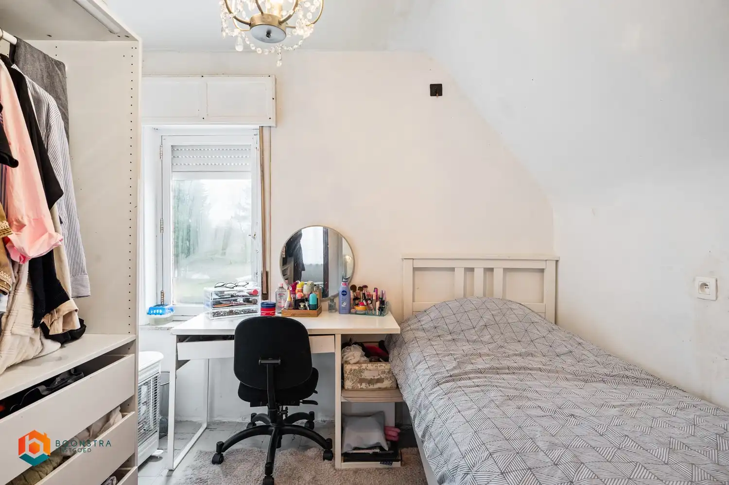 Ruime woning met 3 slpkrs foto 19