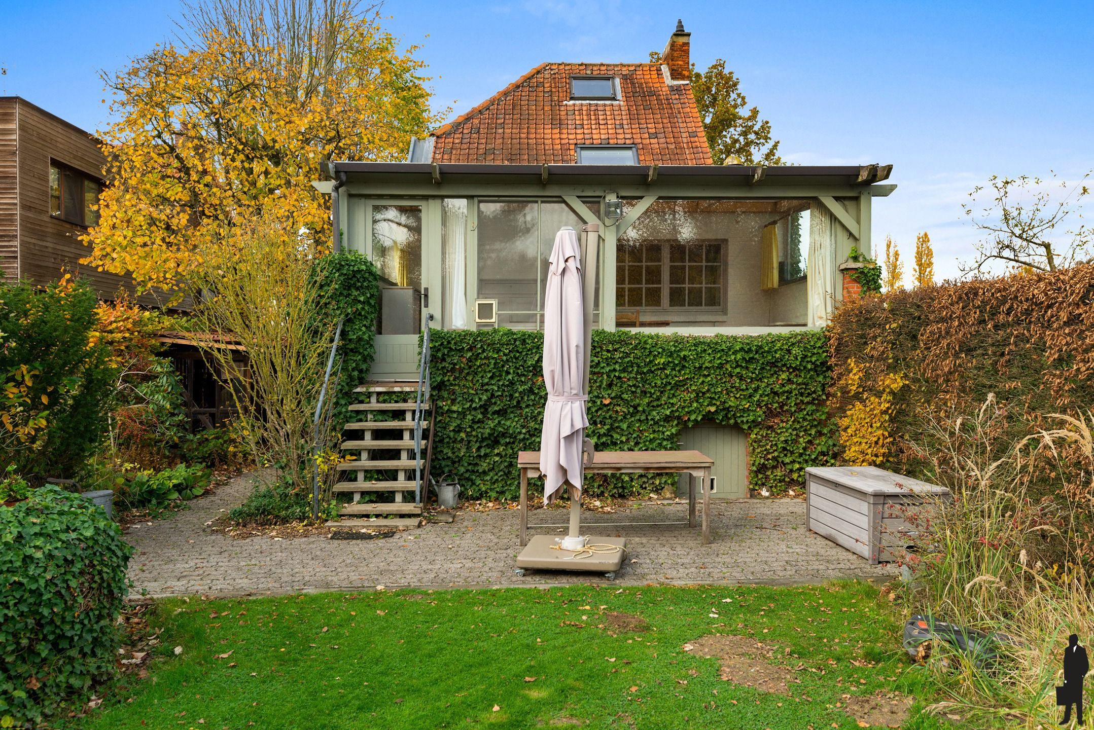 HOB op fantastische tuin in doodlopende straat (ca. 2343 m²) foto 24