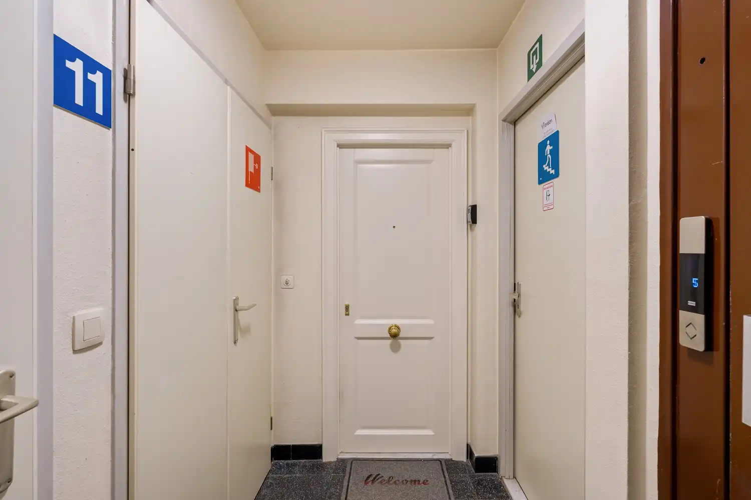 Appartement met garage en kelder op gunstige locatie! foto 19