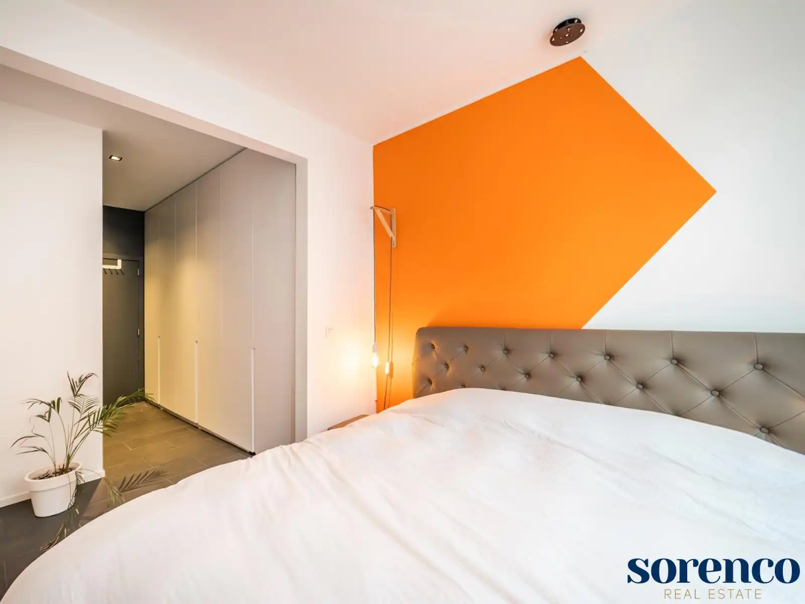 Duplex Gemeubeld 1-Slaapkamer appartement met groot Terras foto 6