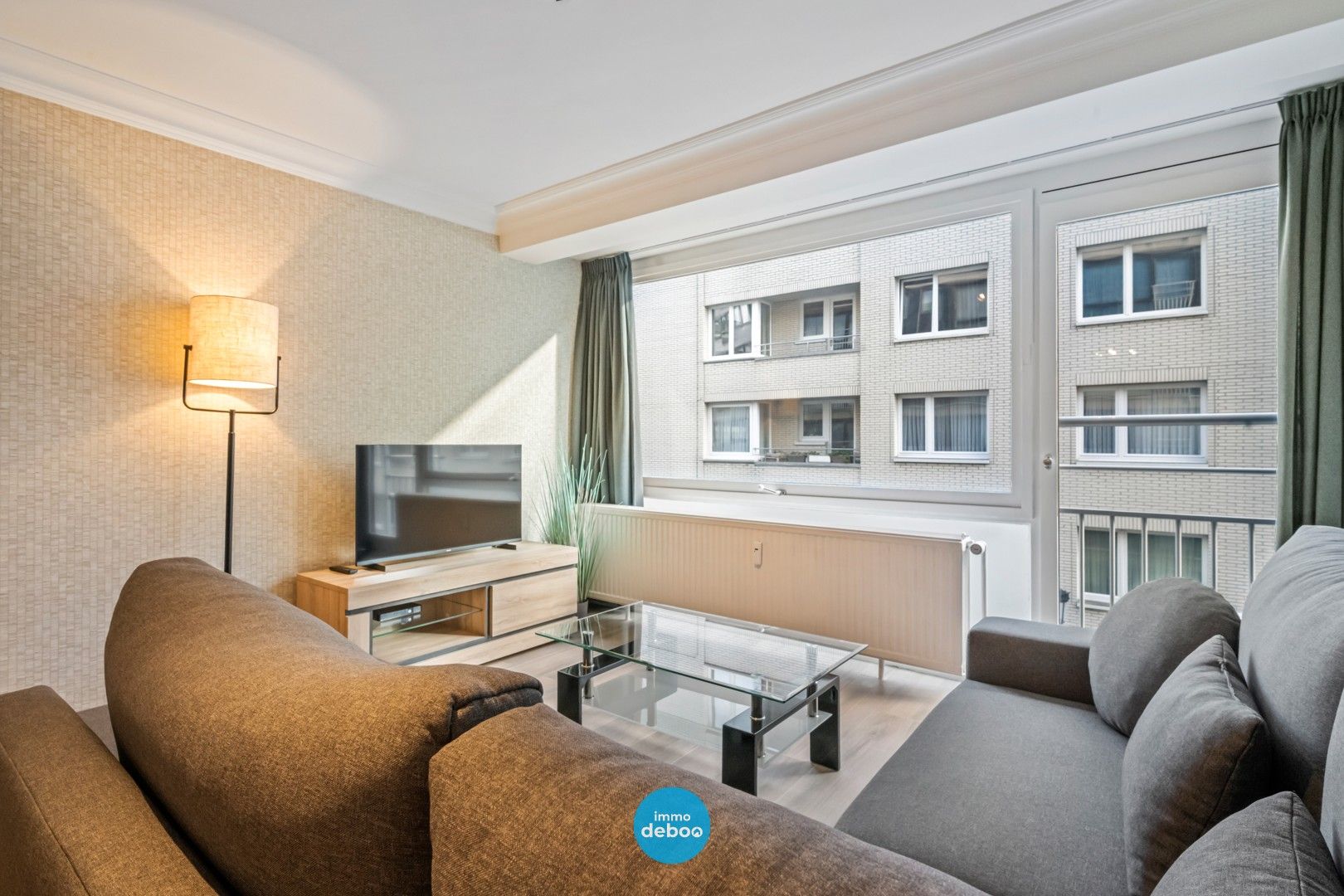 Gerenoveerd appartement met zonnig terras vlakbij centrum & zee foto 7