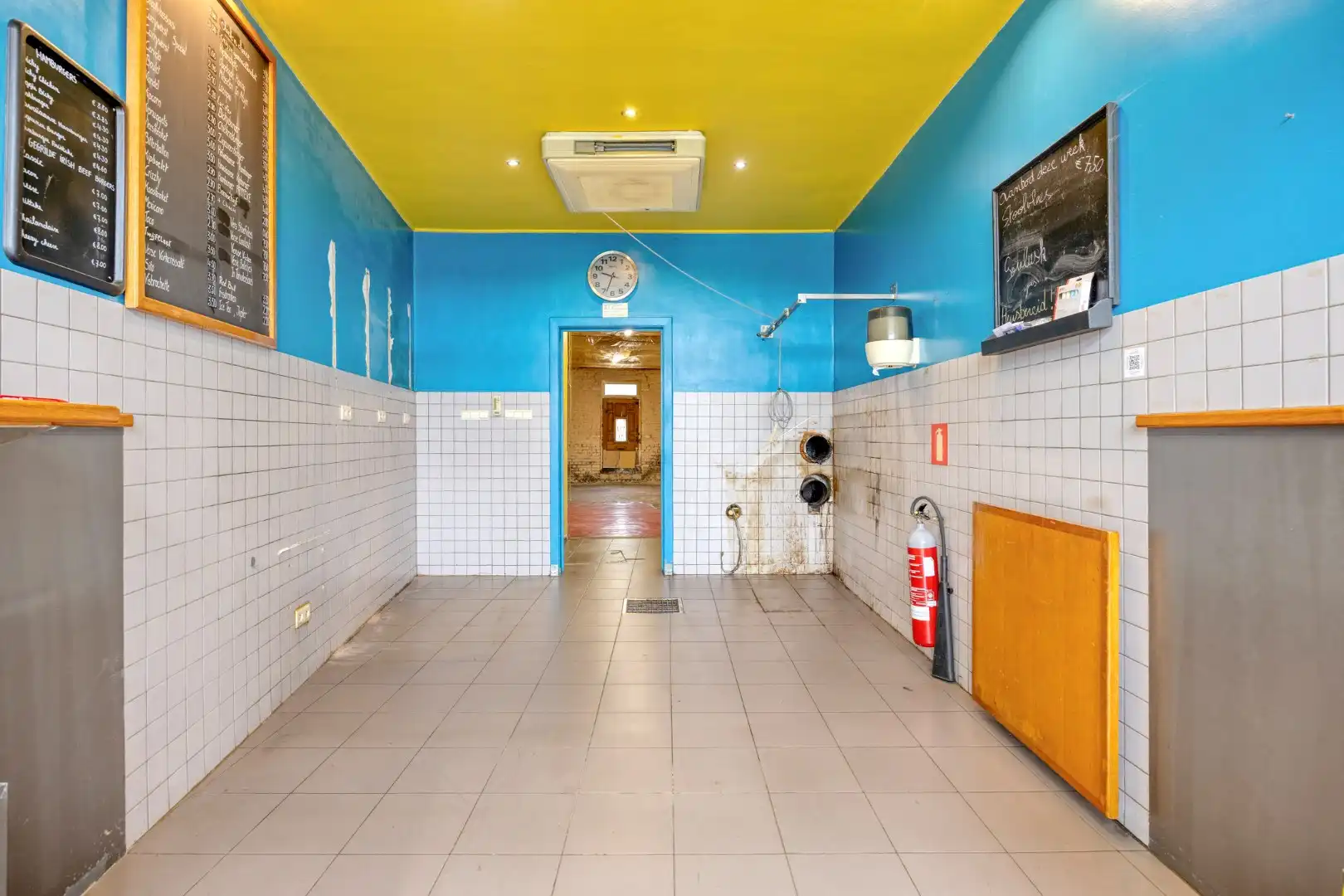 Ruime woning met kelder, zolder en tuin in Kessel-Lo! - EPC 443 kWh/m² - bewoonbare opp. 205 m² foto 12