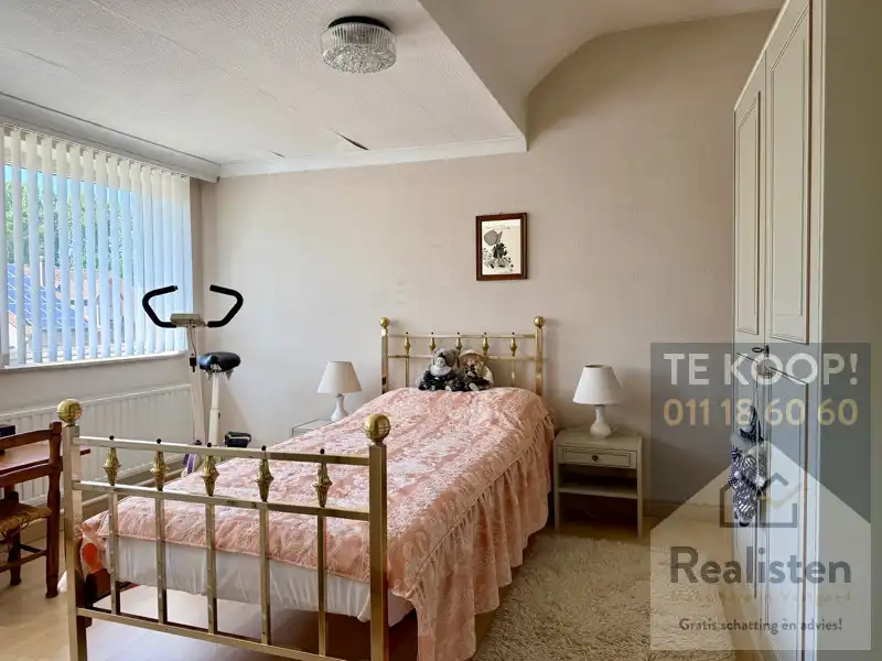 Charmant en ruim huis te koop in Stokrooie - Perfecte gezinswoning met 4 slaapkamers en een tennisplein foto 41
